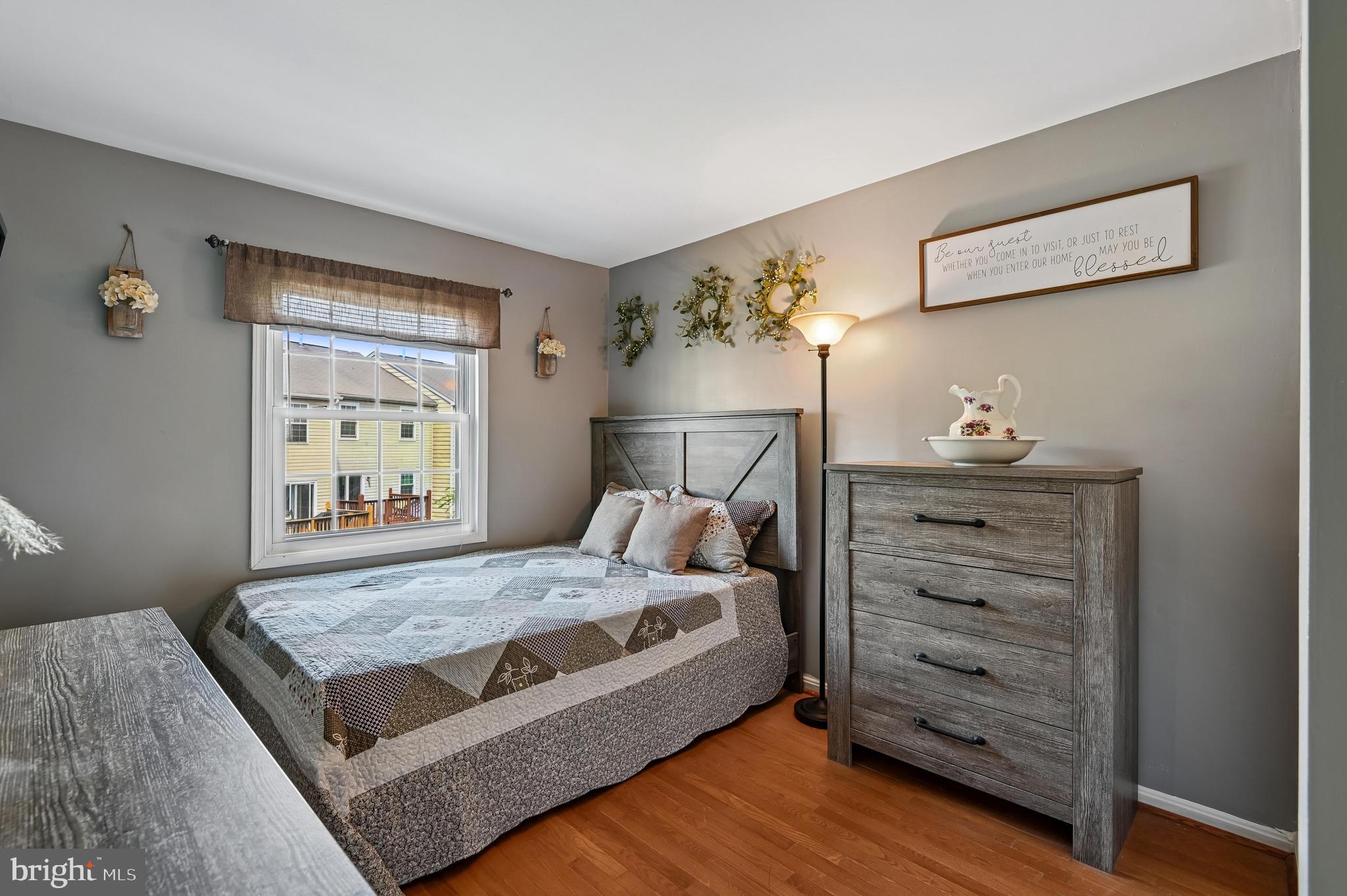 CROFTON MEWS - Residential