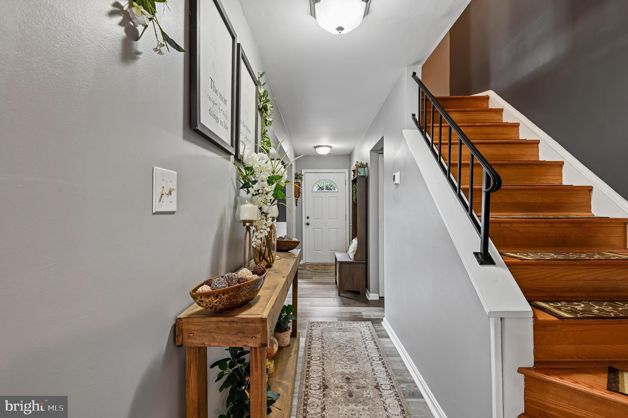 CROFTON MEWS - Residential