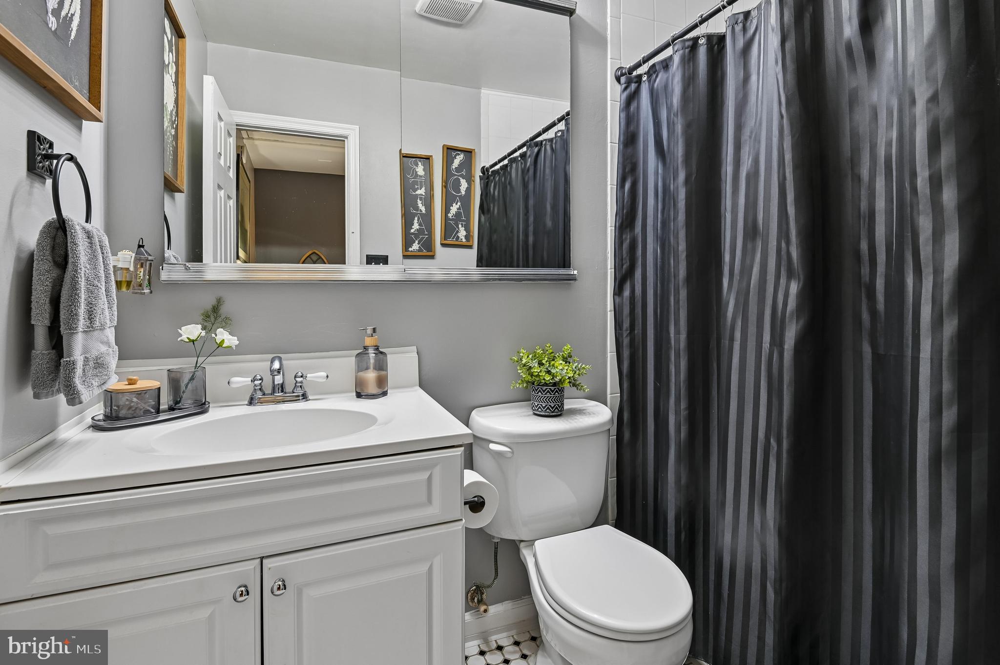 CROFTON MEWS - Residential