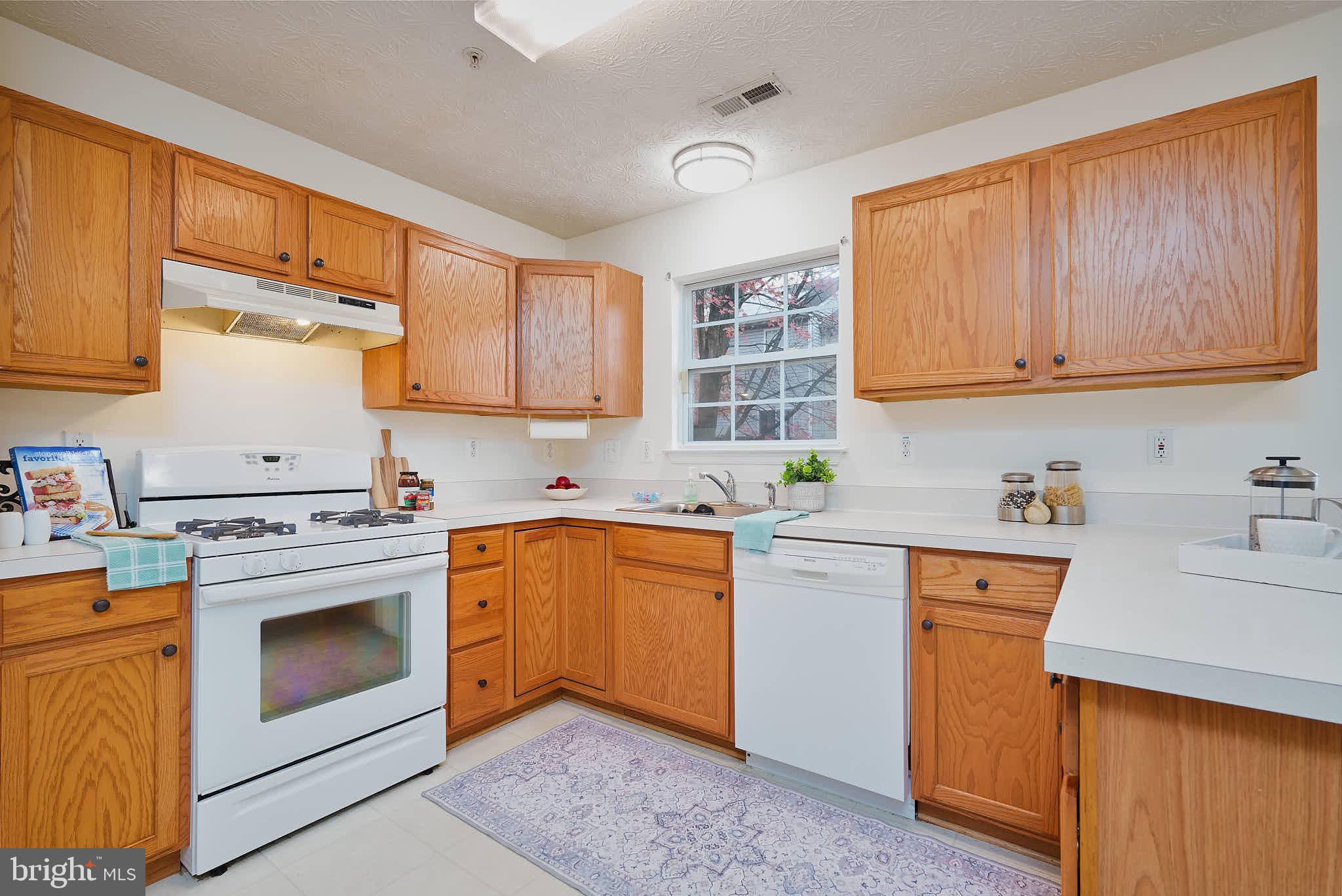 BELLEHAVEN ESTATES - Residential