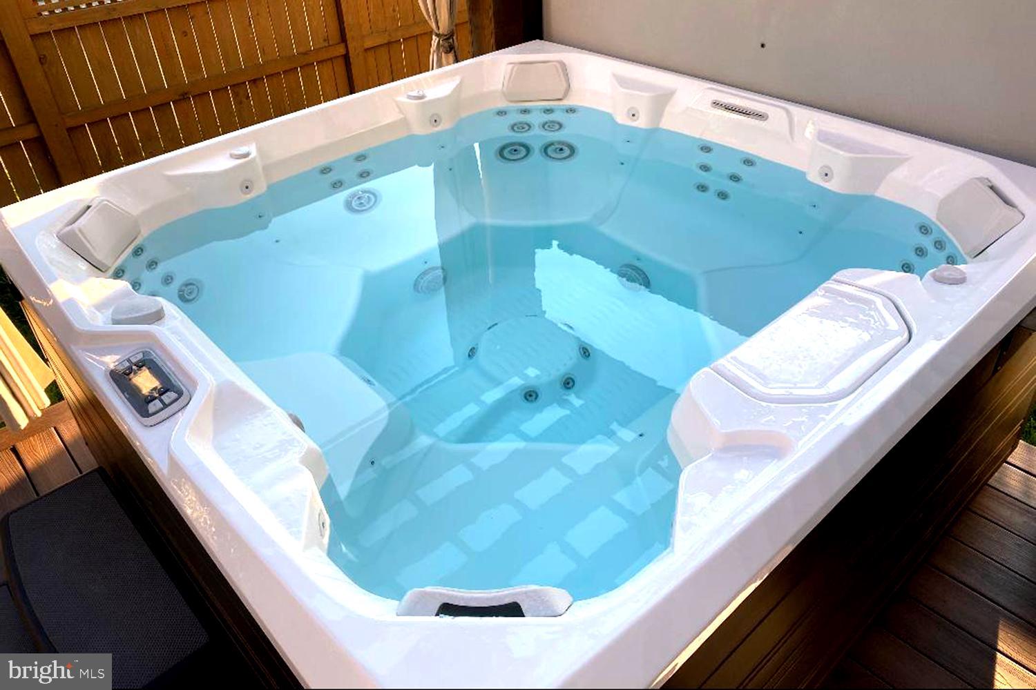 GIBSONS GRANT - Residential