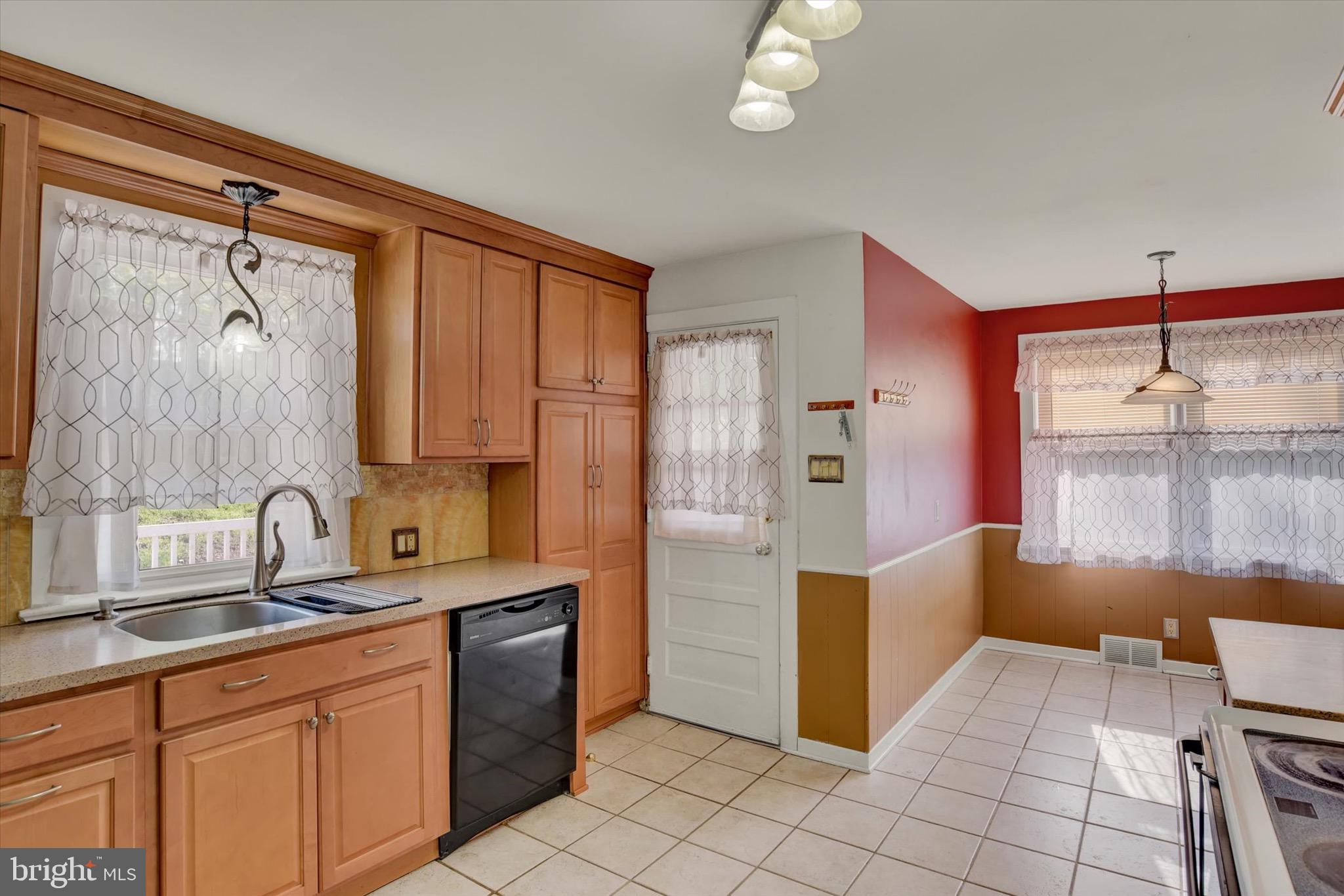 4931 CHAMBERS HILL ROAD