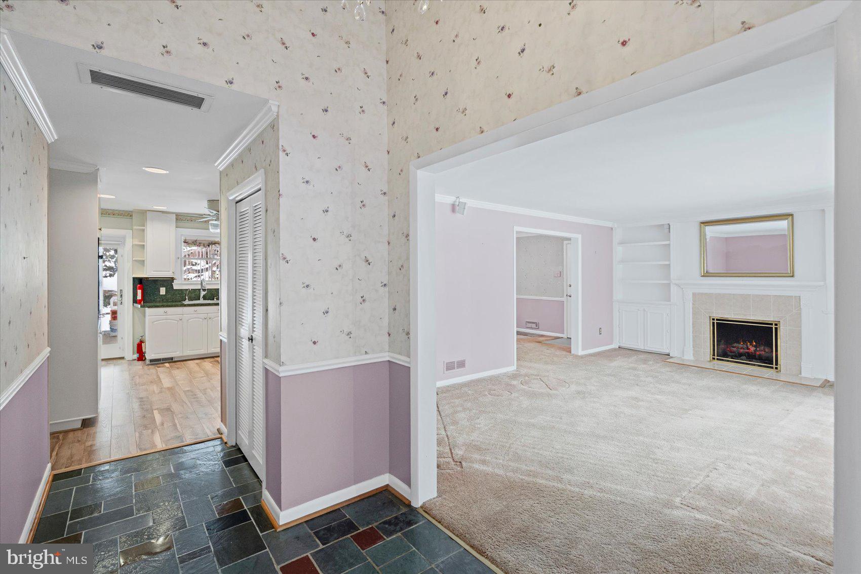 MINE BANK - Residential