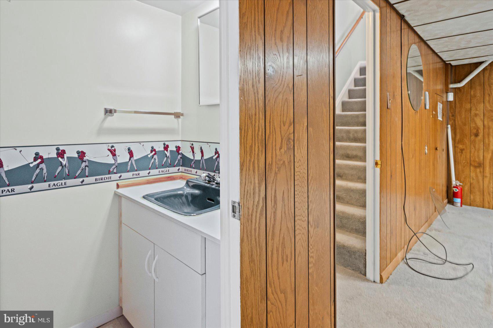 MINE BANK - Residential