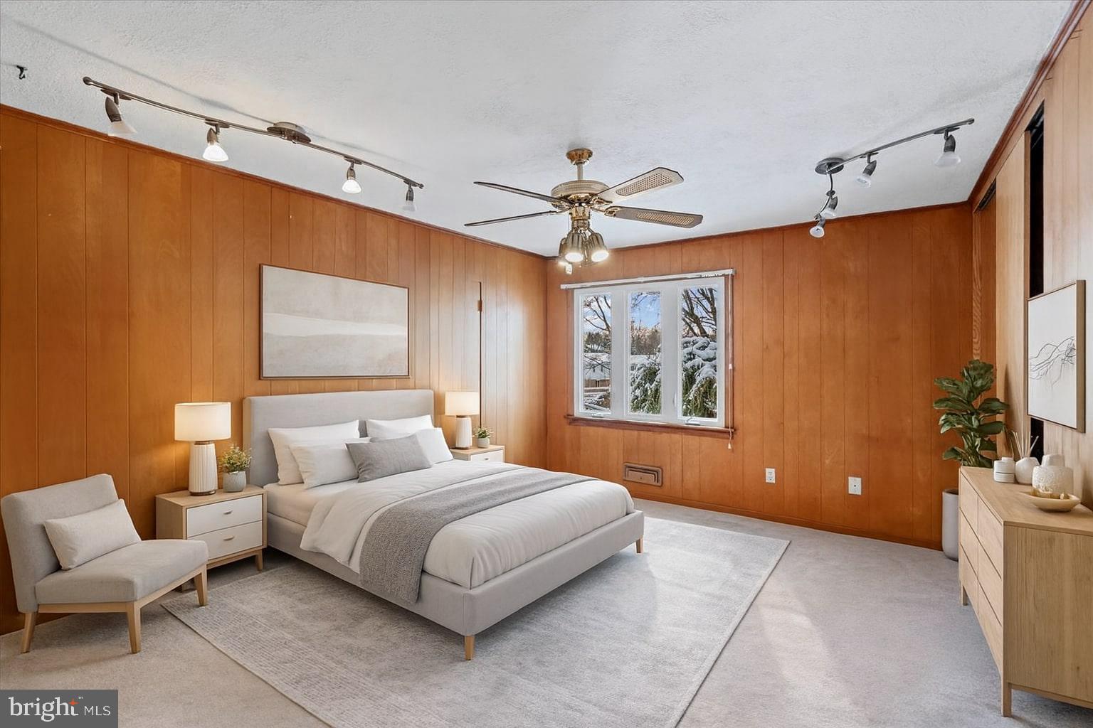 MINE BANK - Residential