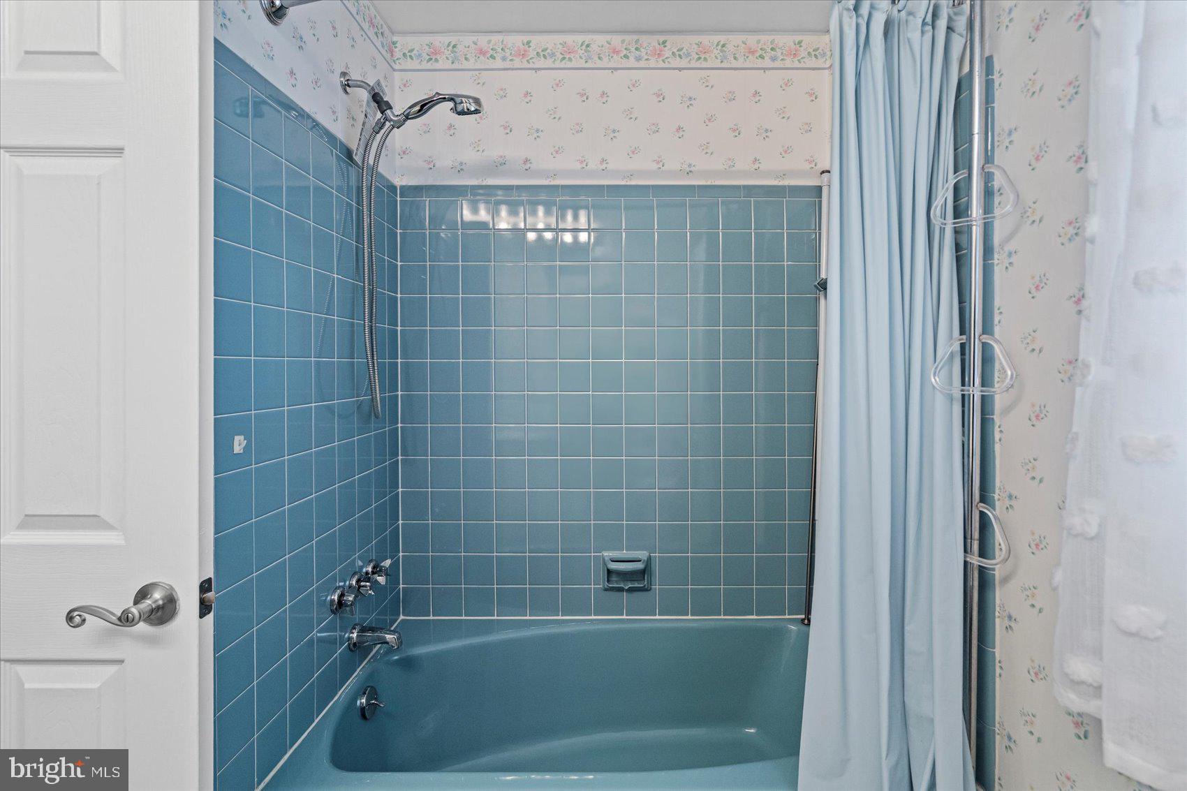 MINE BANK - Residential