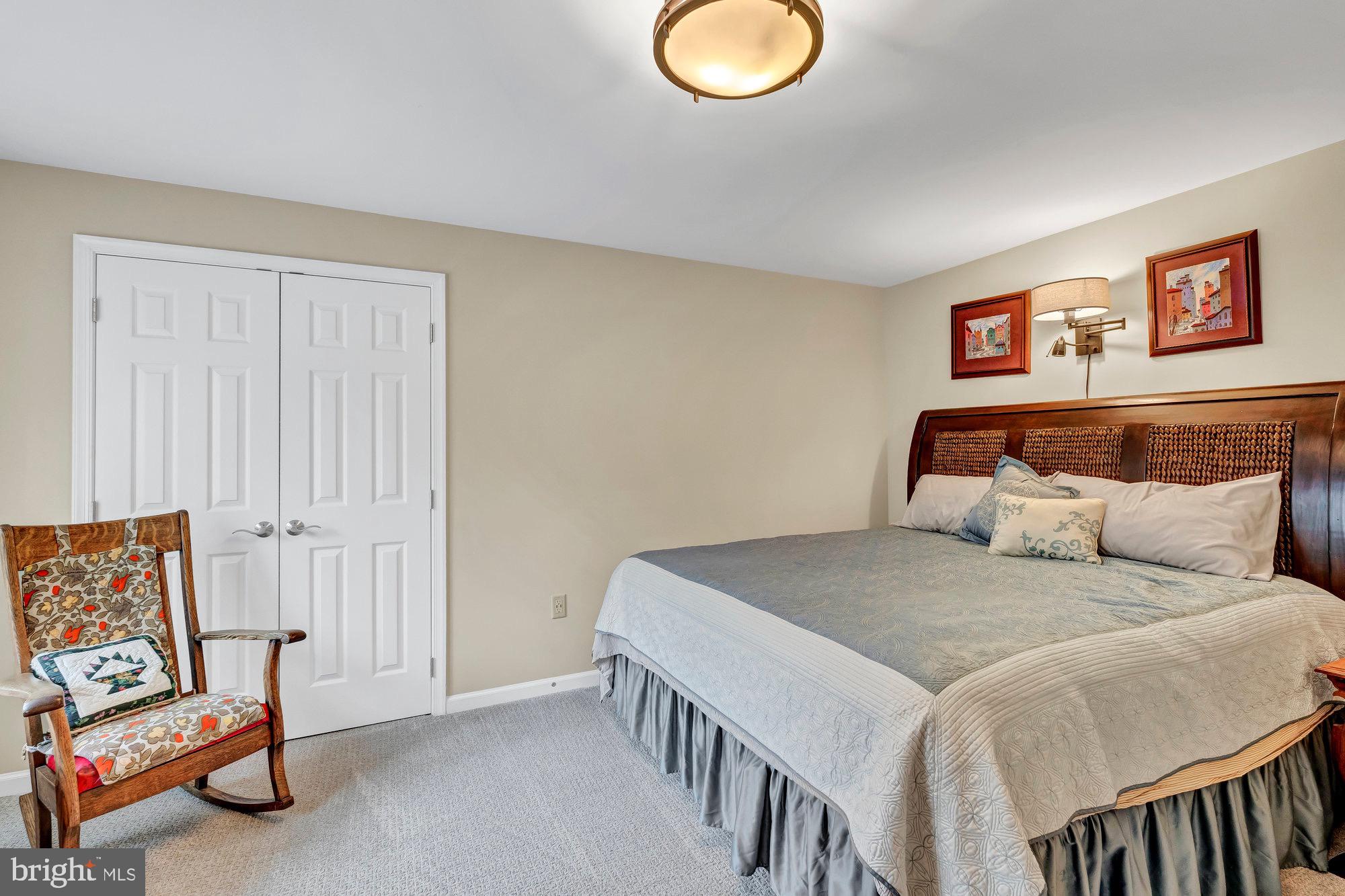 FULL CRY FARM - Residential