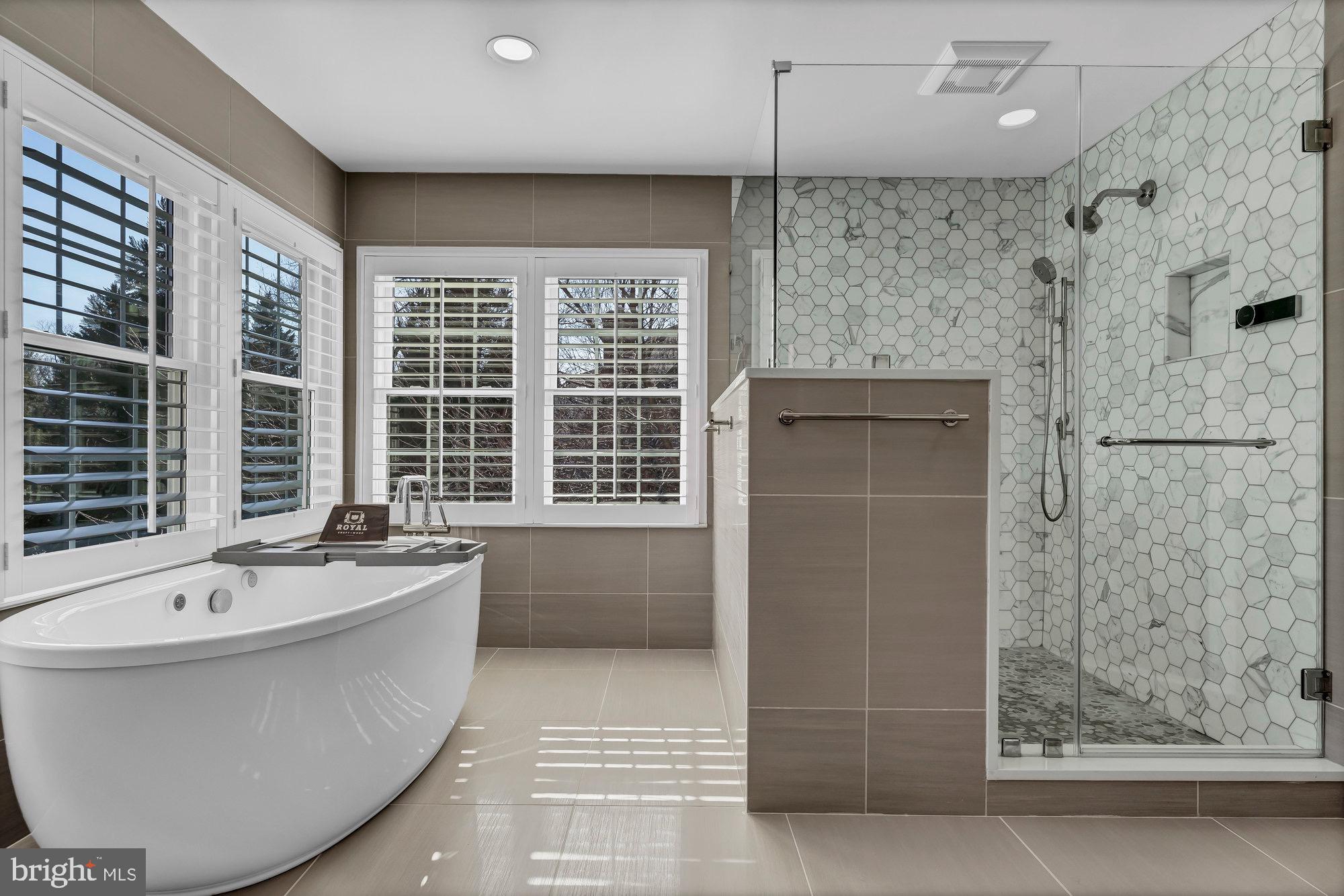 FULL CRY FARM - Residential