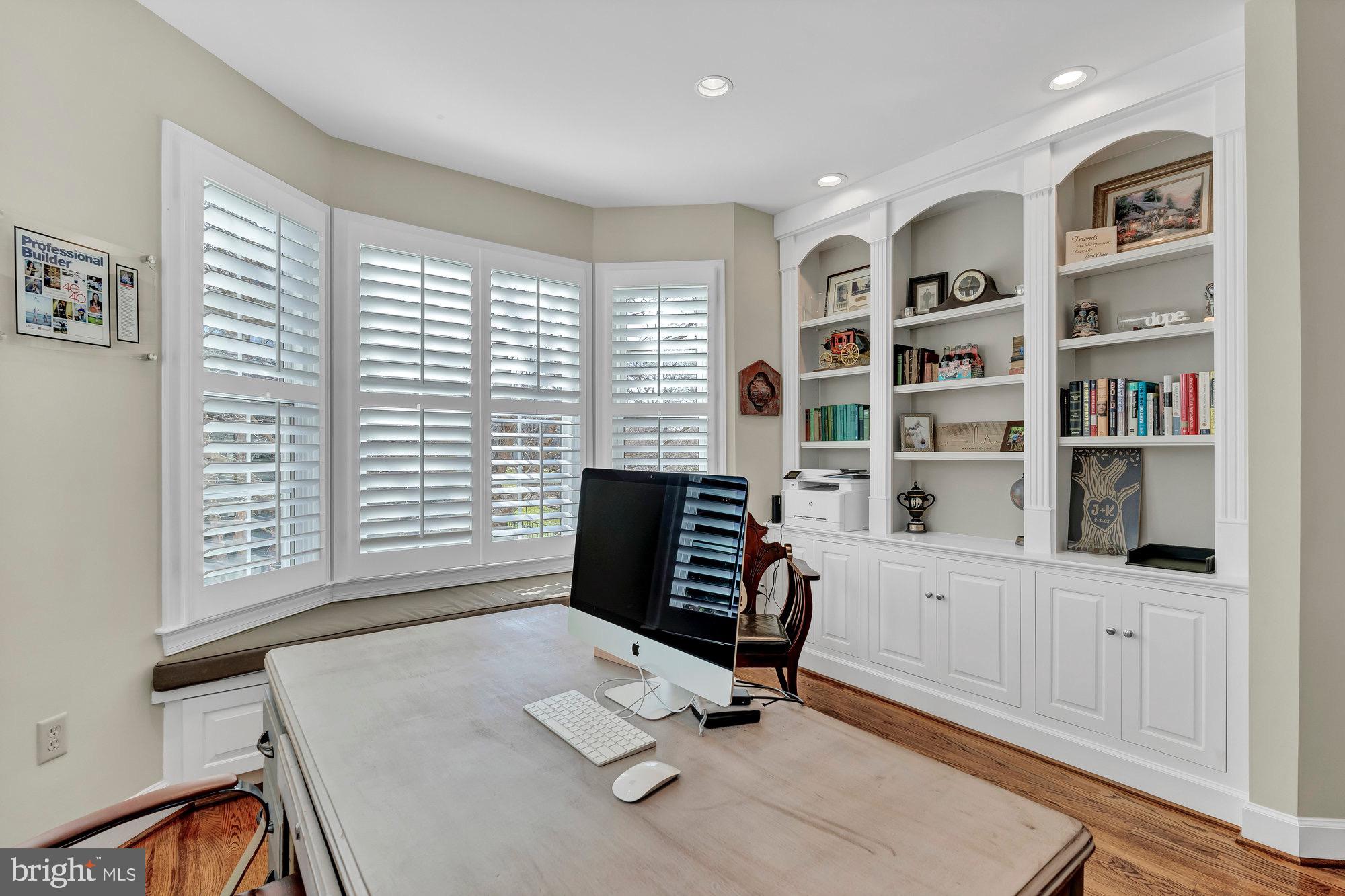 FULL CRY FARM - Residential