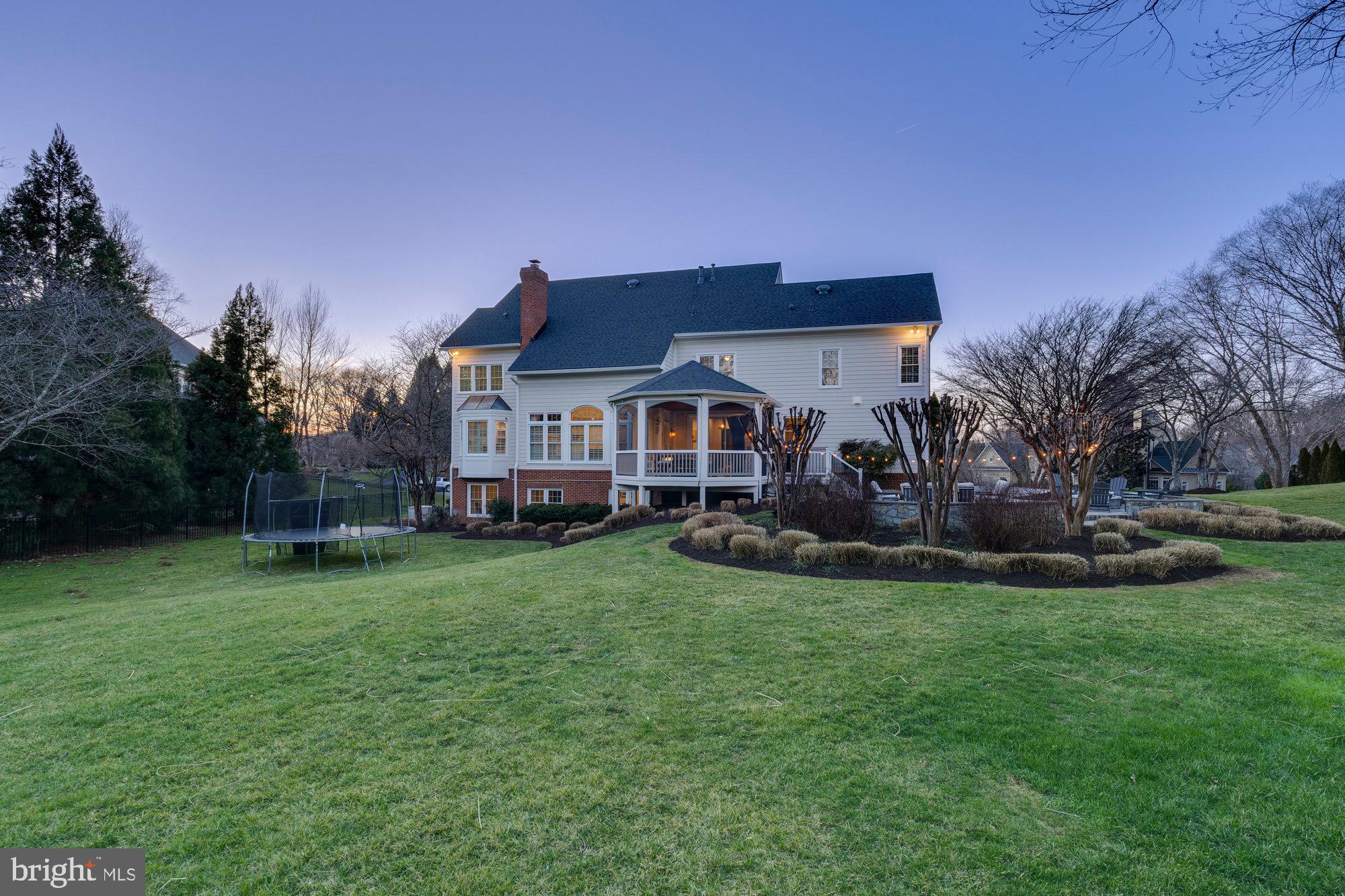 FULL CRY FARM - Residential