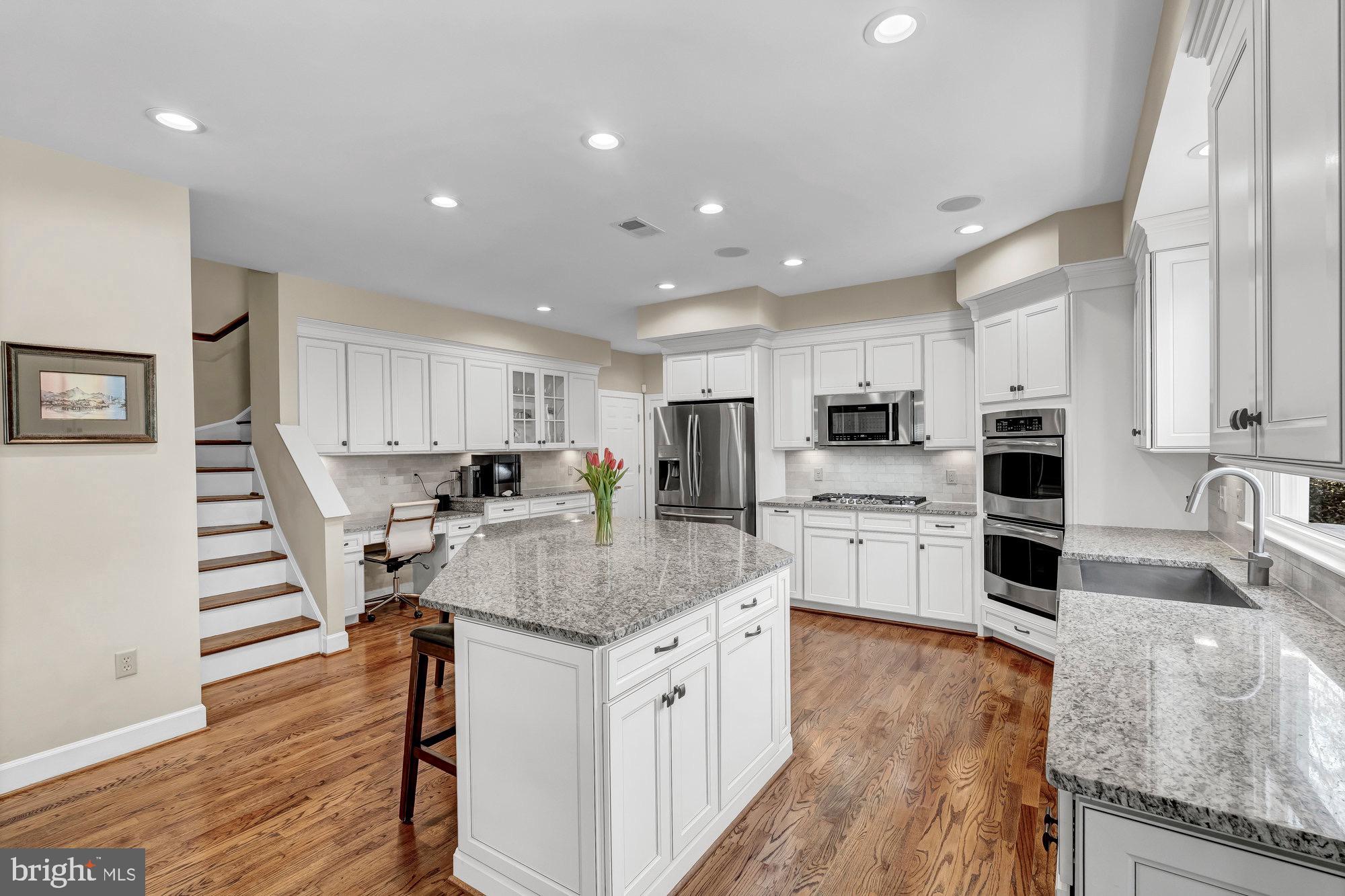 FULL CRY FARM - Residential