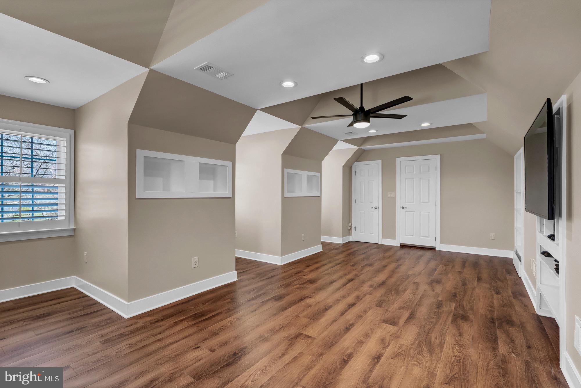 FULL CRY FARM - Residential