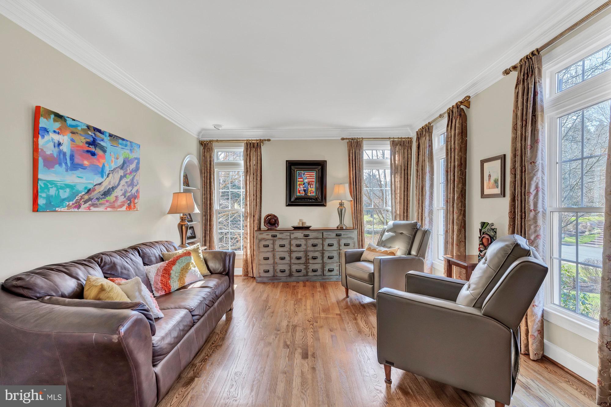 FULL CRY FARM - Residential