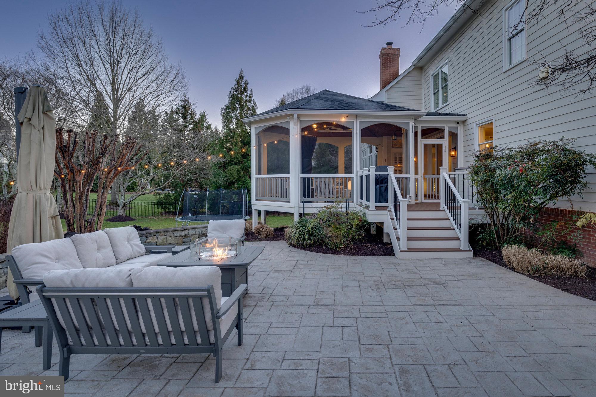 FULL CRY FARM - Residential