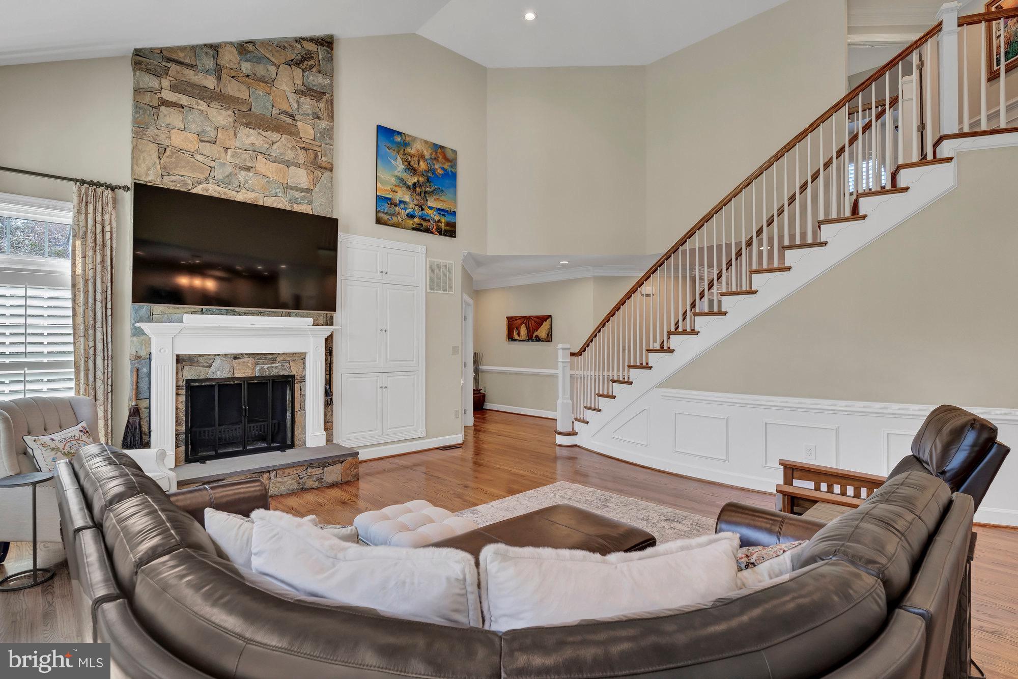 FULL CRY FARM - Residential