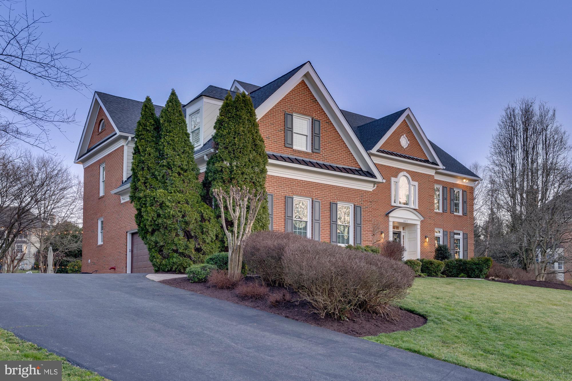 FULL CRY FARM - Residential