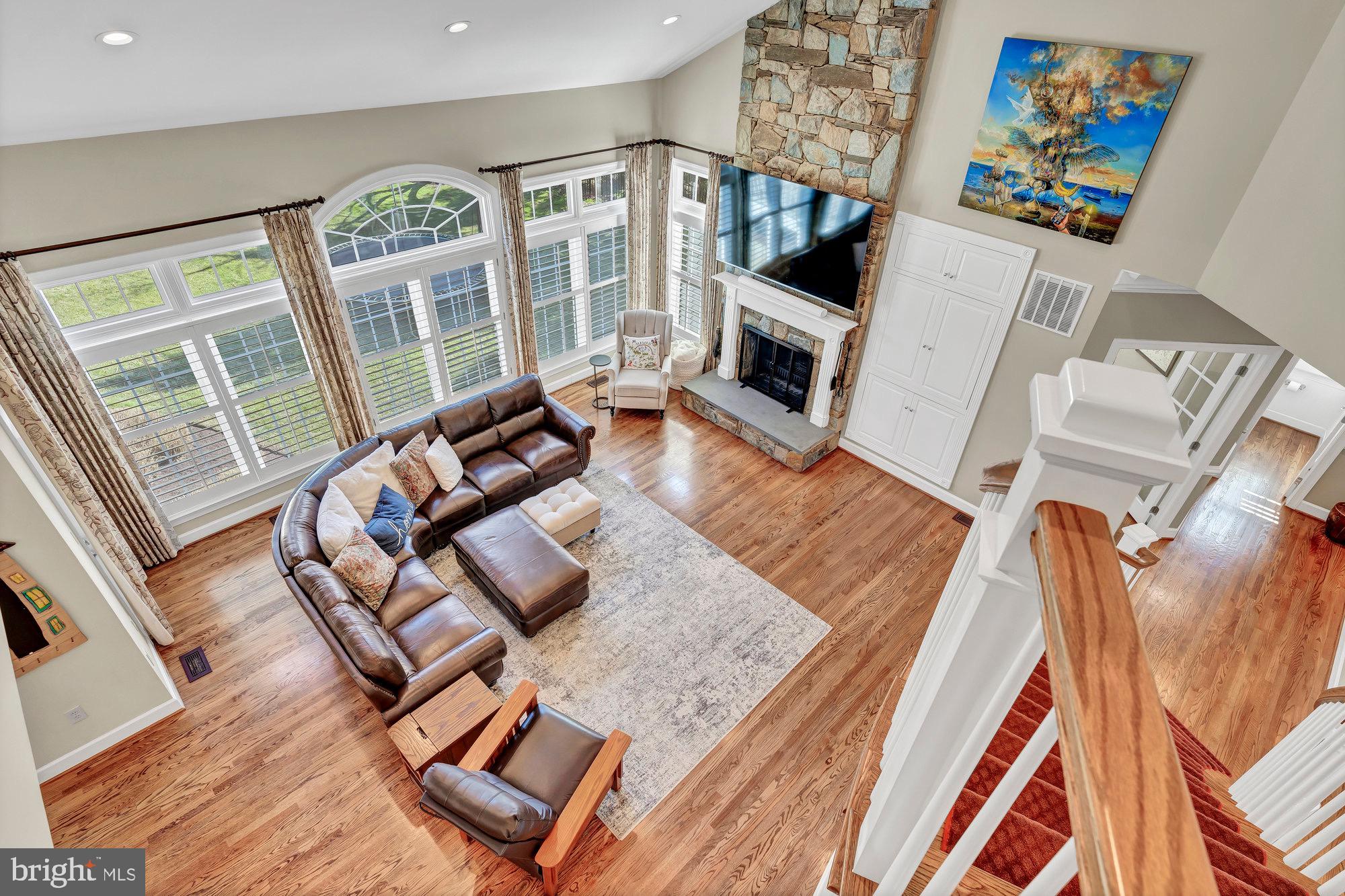 FULL CRY FARM - Residential