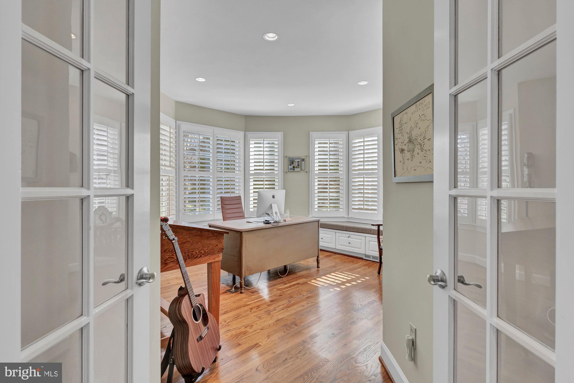 FULL CRY FARM - Residential