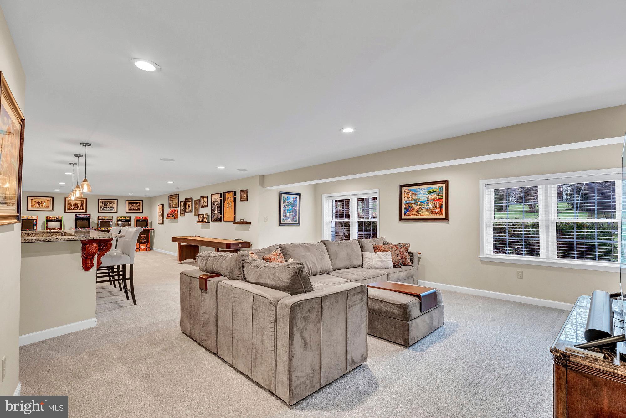 FULL CRY FARM - Residential