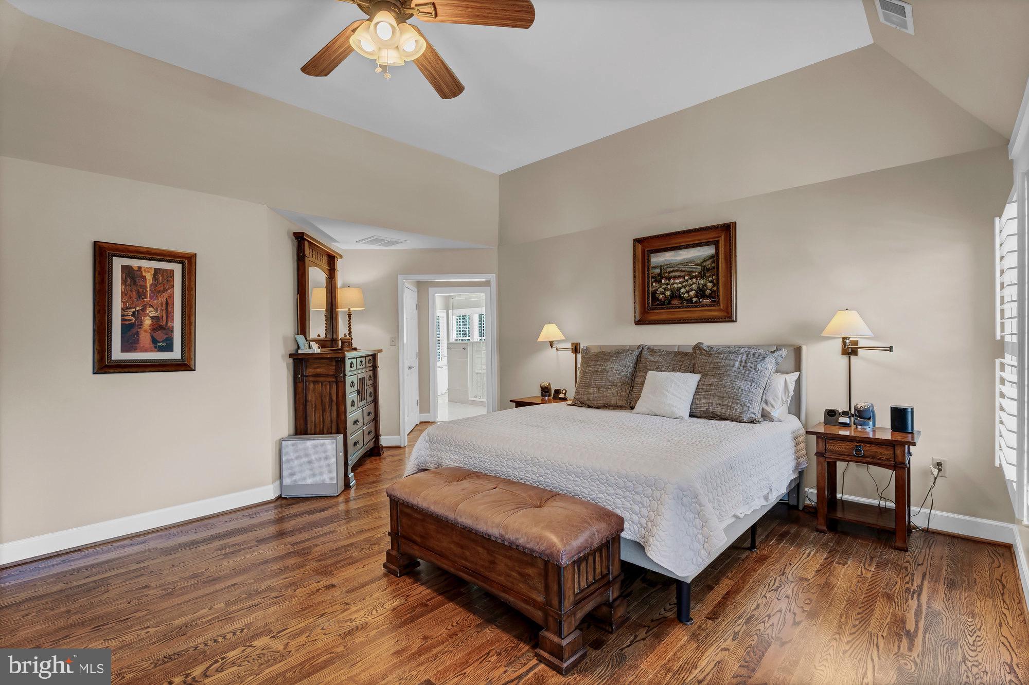 FULL CRY FARM - Residential