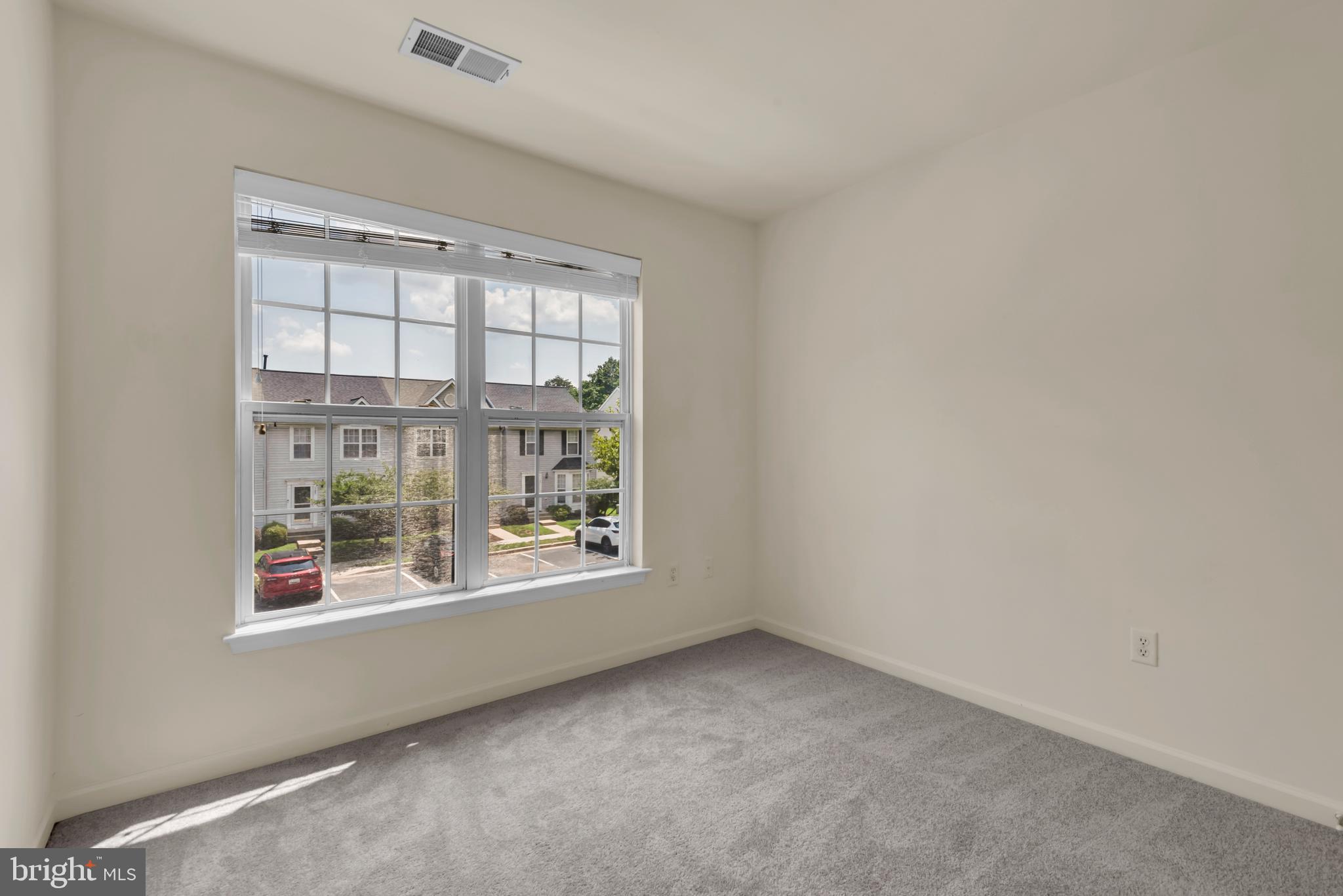 PINEY ORCHARD - Residential