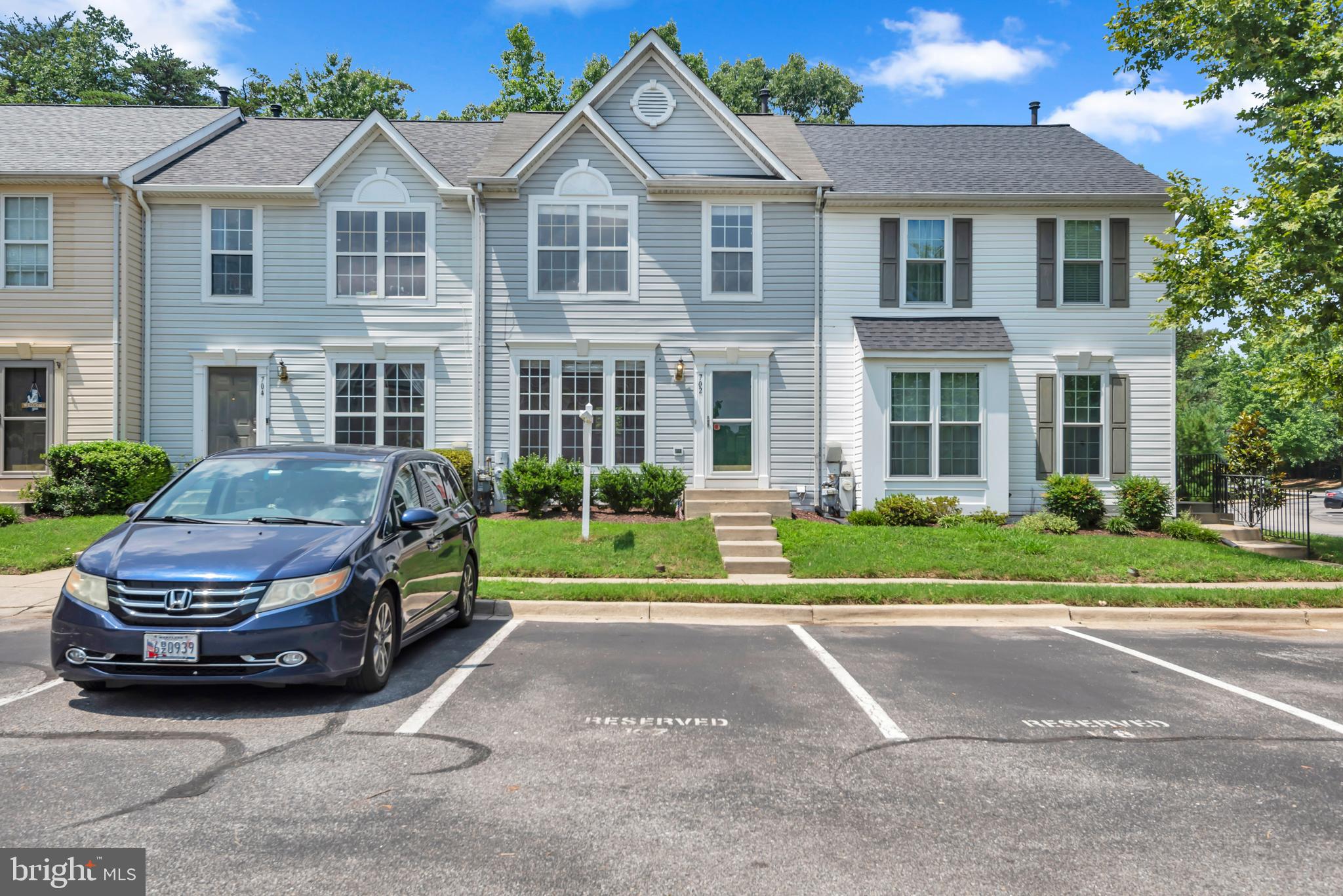 702 HORSE CHESTNUT COURT