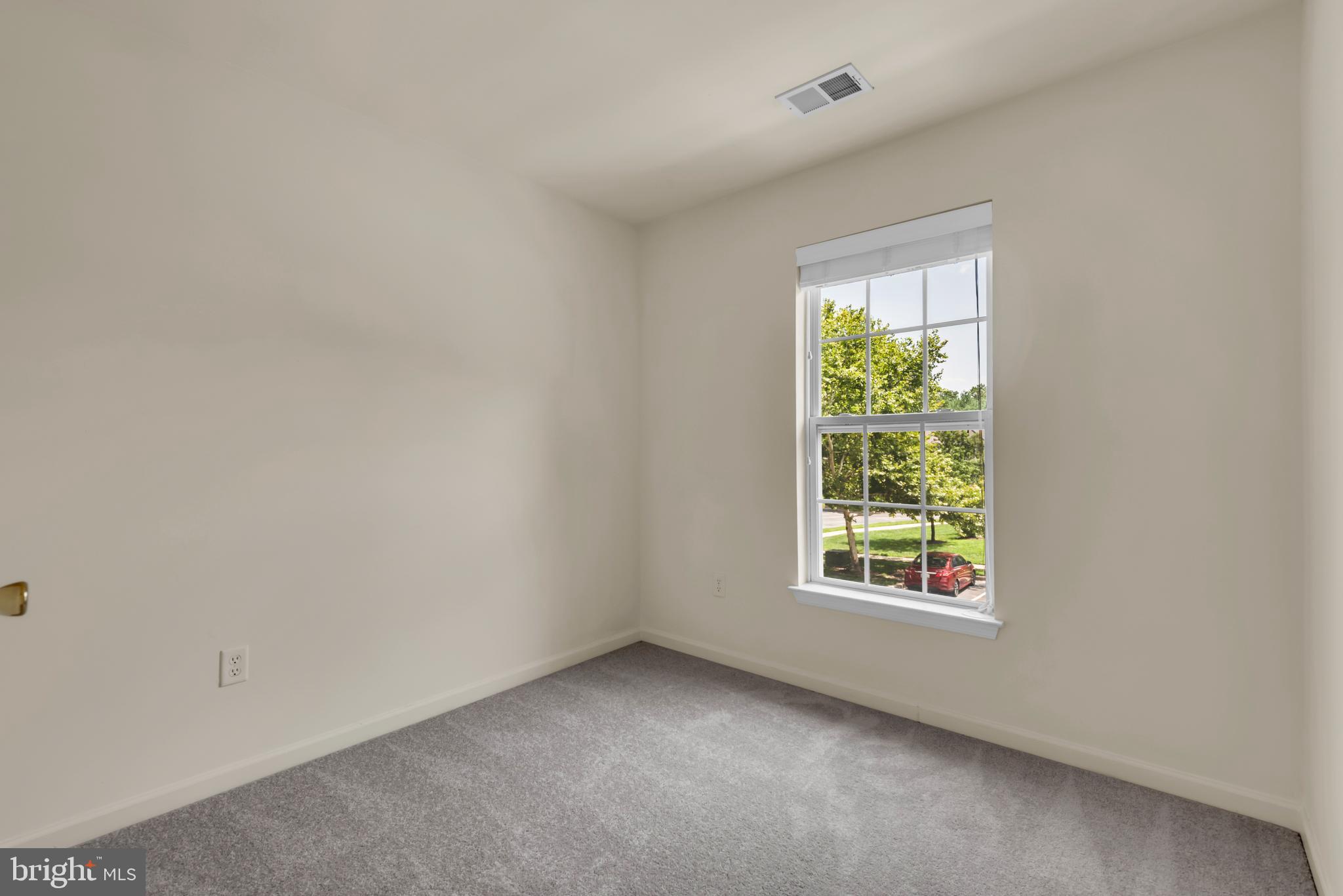 PINEY ORCHARD - Residential