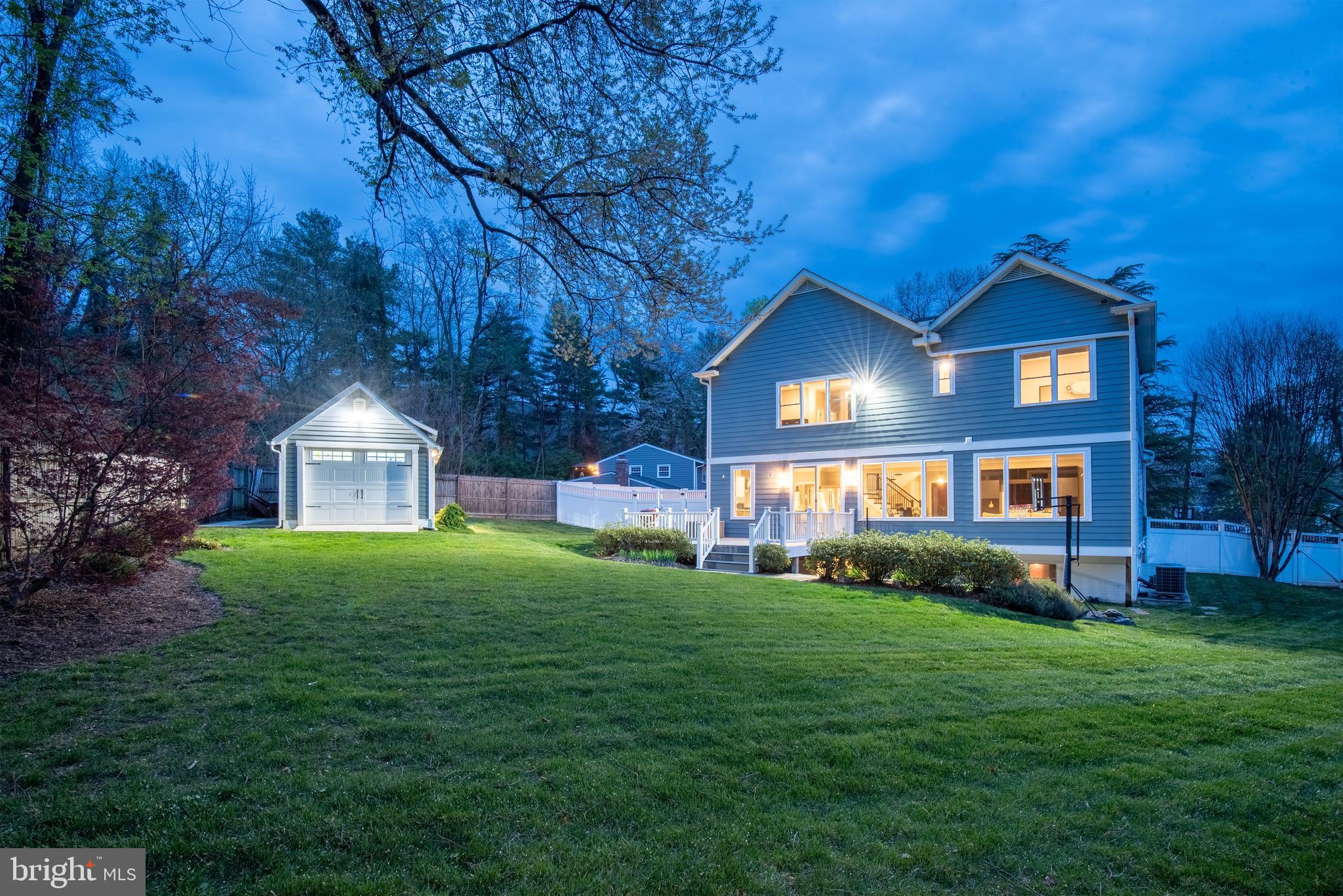 WHITE FLINT PARK - Residential