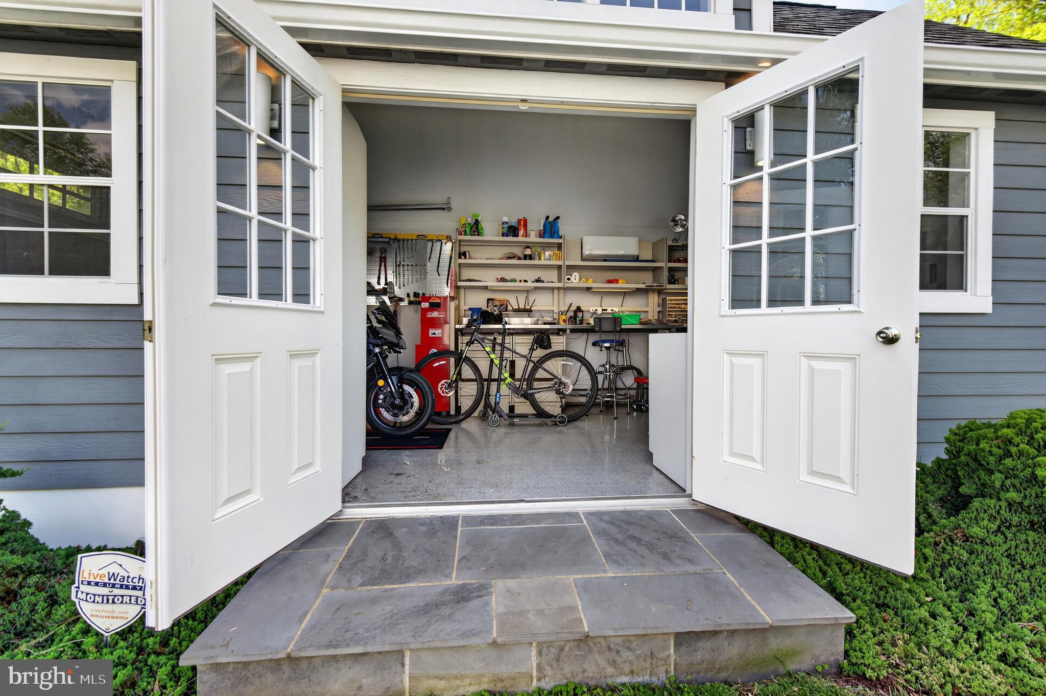 WHITE FLINT PARK - Residential