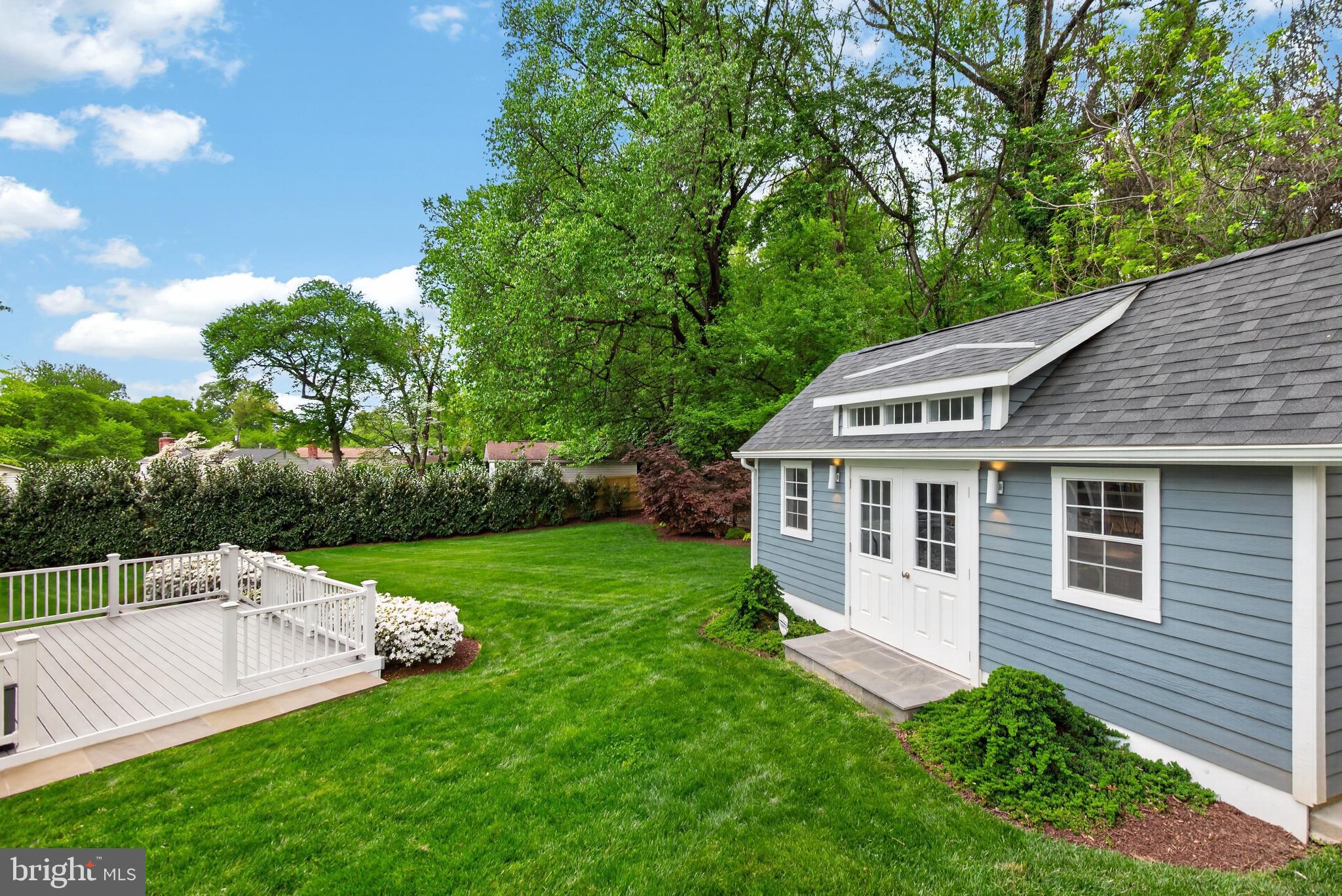 WHITE FLINT PARK - Residential