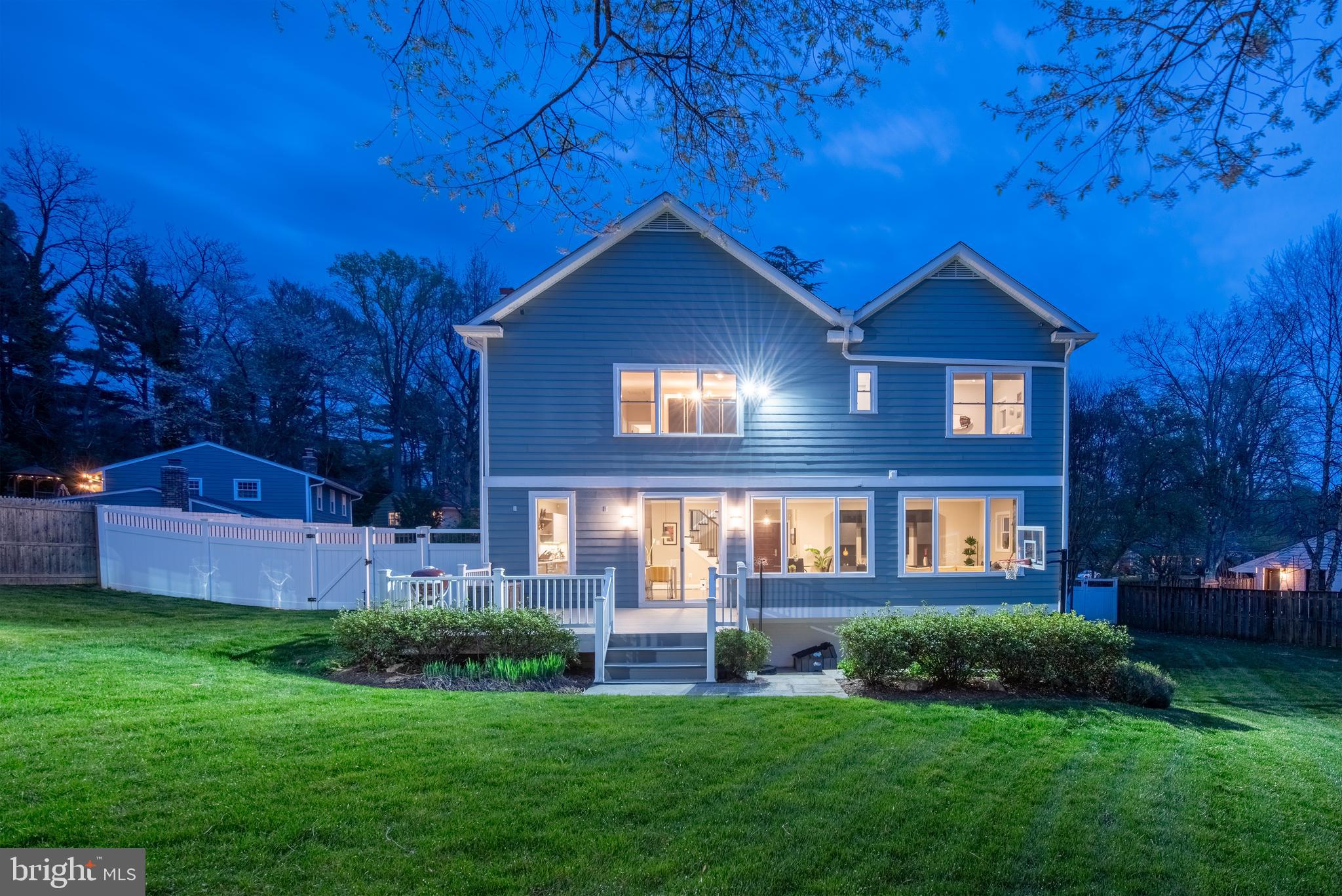 WHITE FLINT PARK - Residential