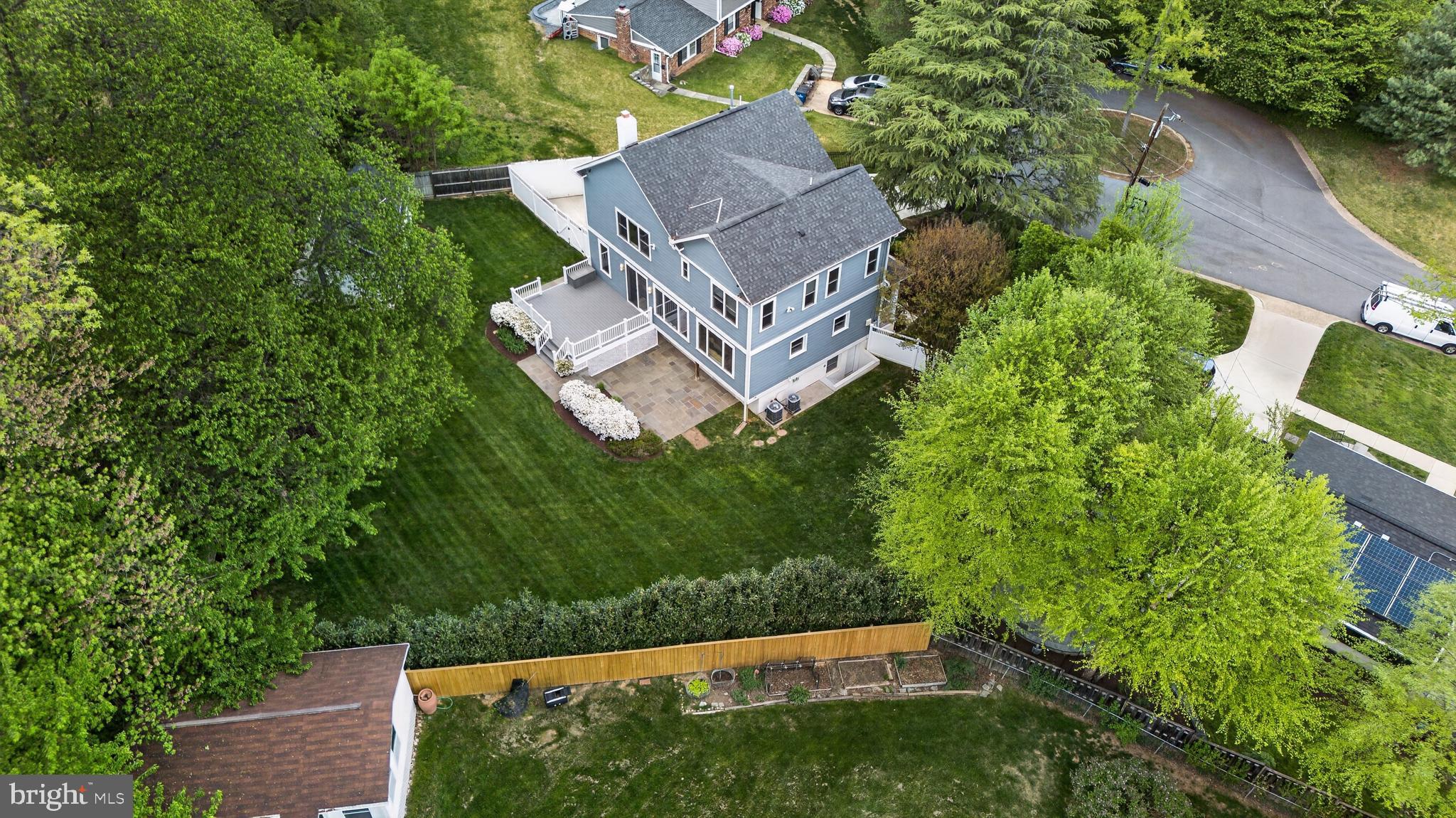 WHITE FLINT PARK - Residential