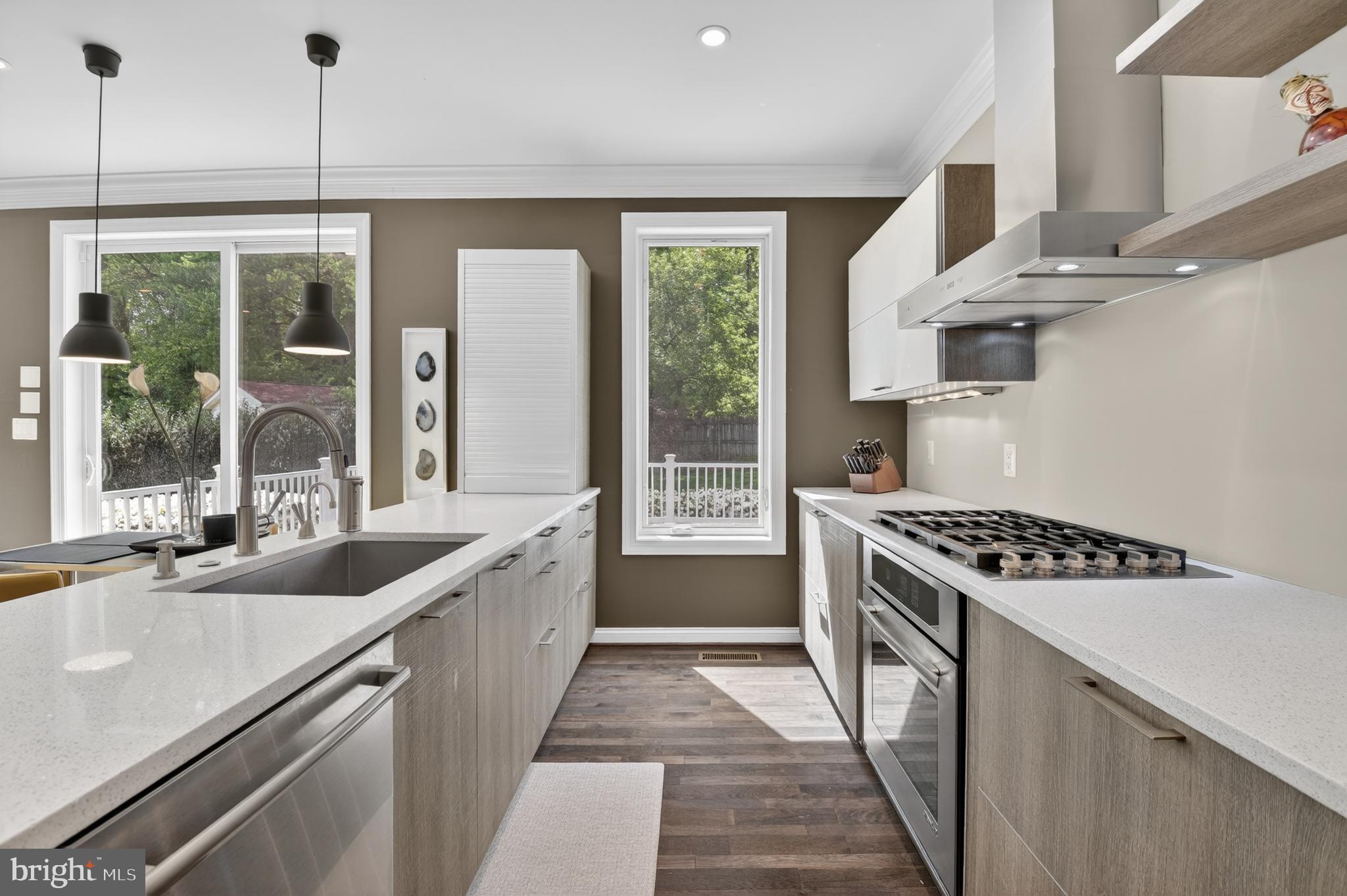 WHITE FLINT PARK - Residential