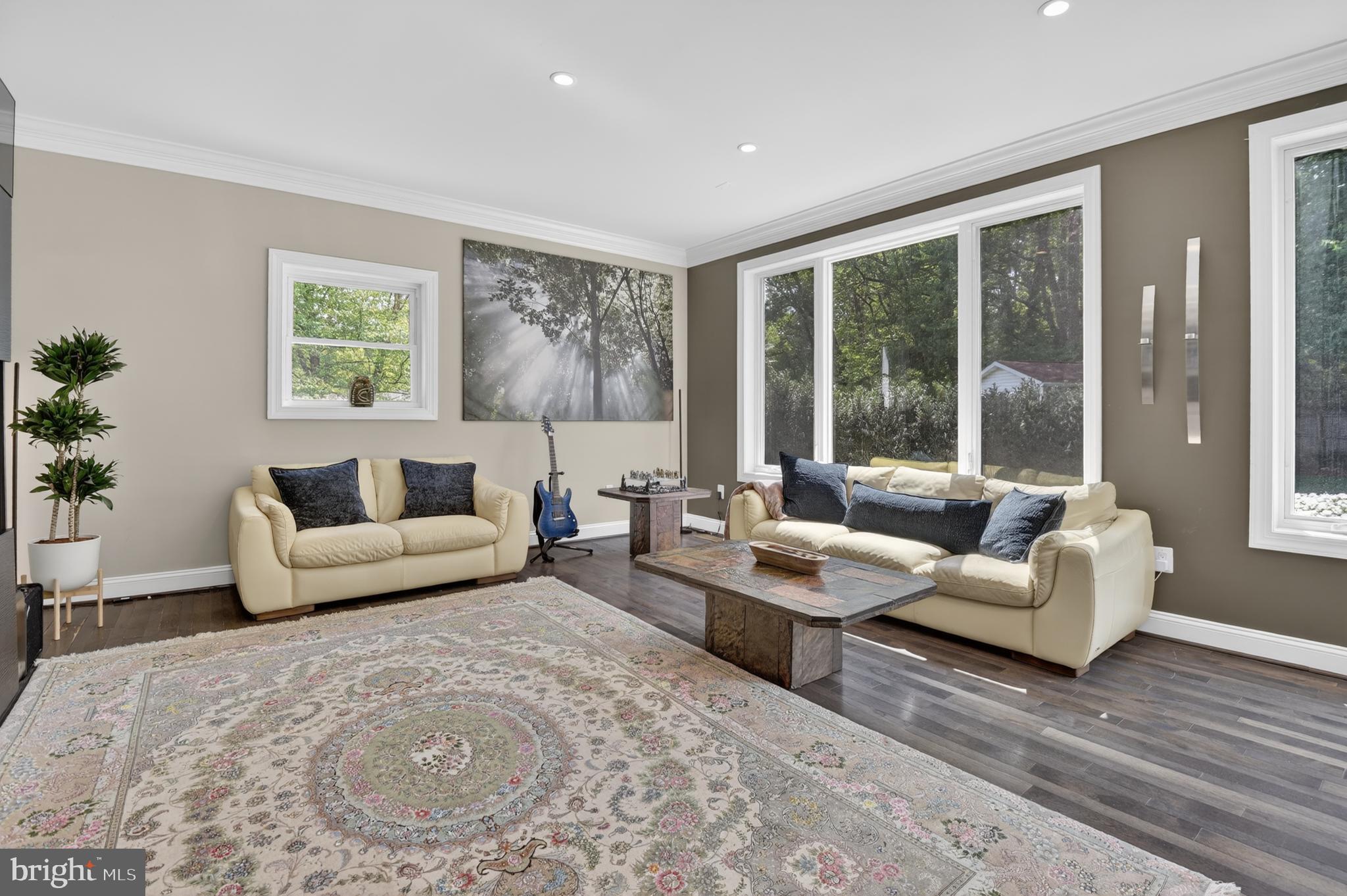 WHITE FLINT PARK - Residential