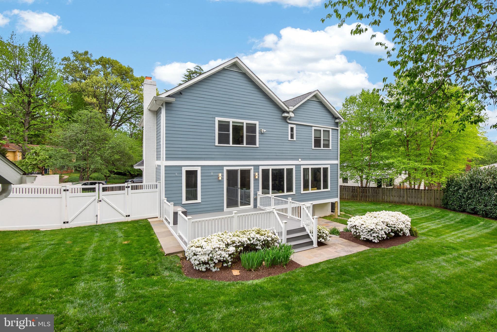 WHITE FLINT PARK - Residential