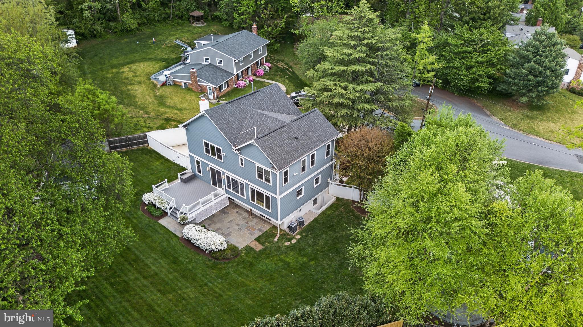 WHITE FLINT PARK - Residential