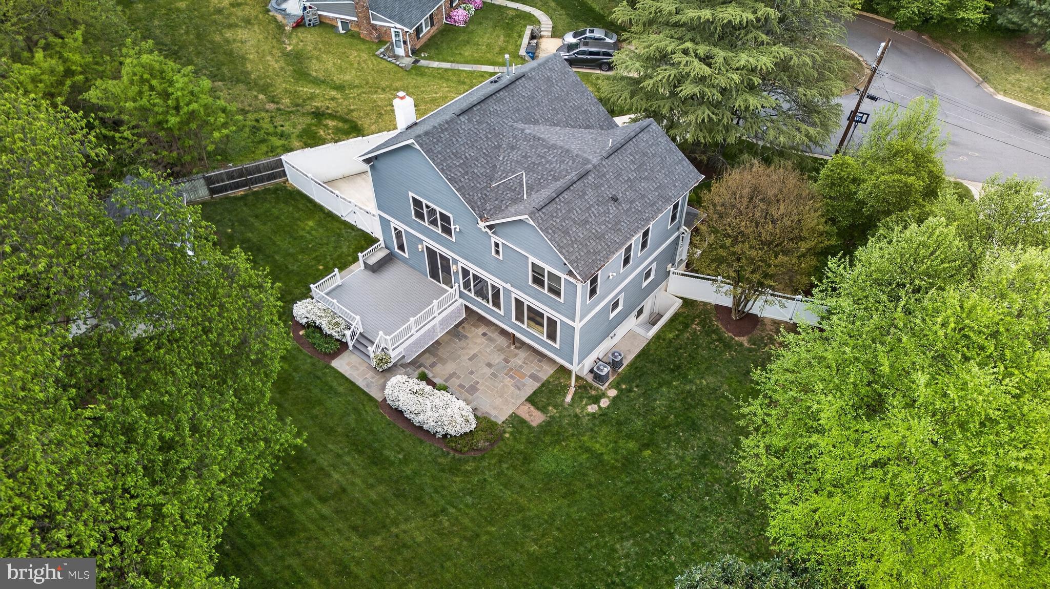 WHITE FLINT PARK - Residential