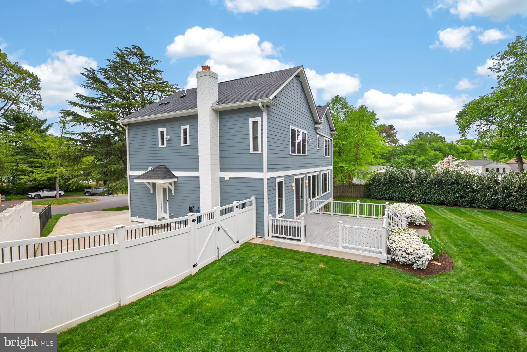 WHITE FLINT PARK - Residential