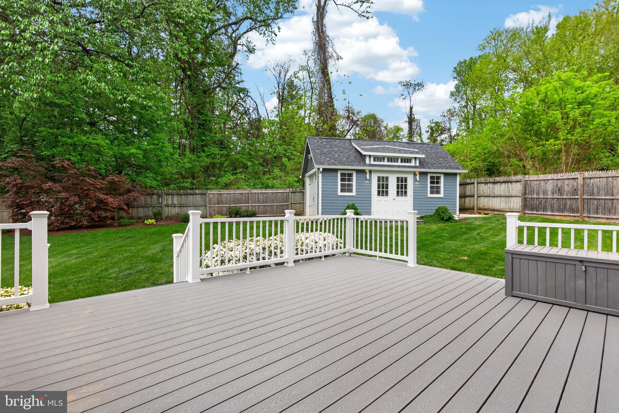 WHITE FLINT PARK - Residential