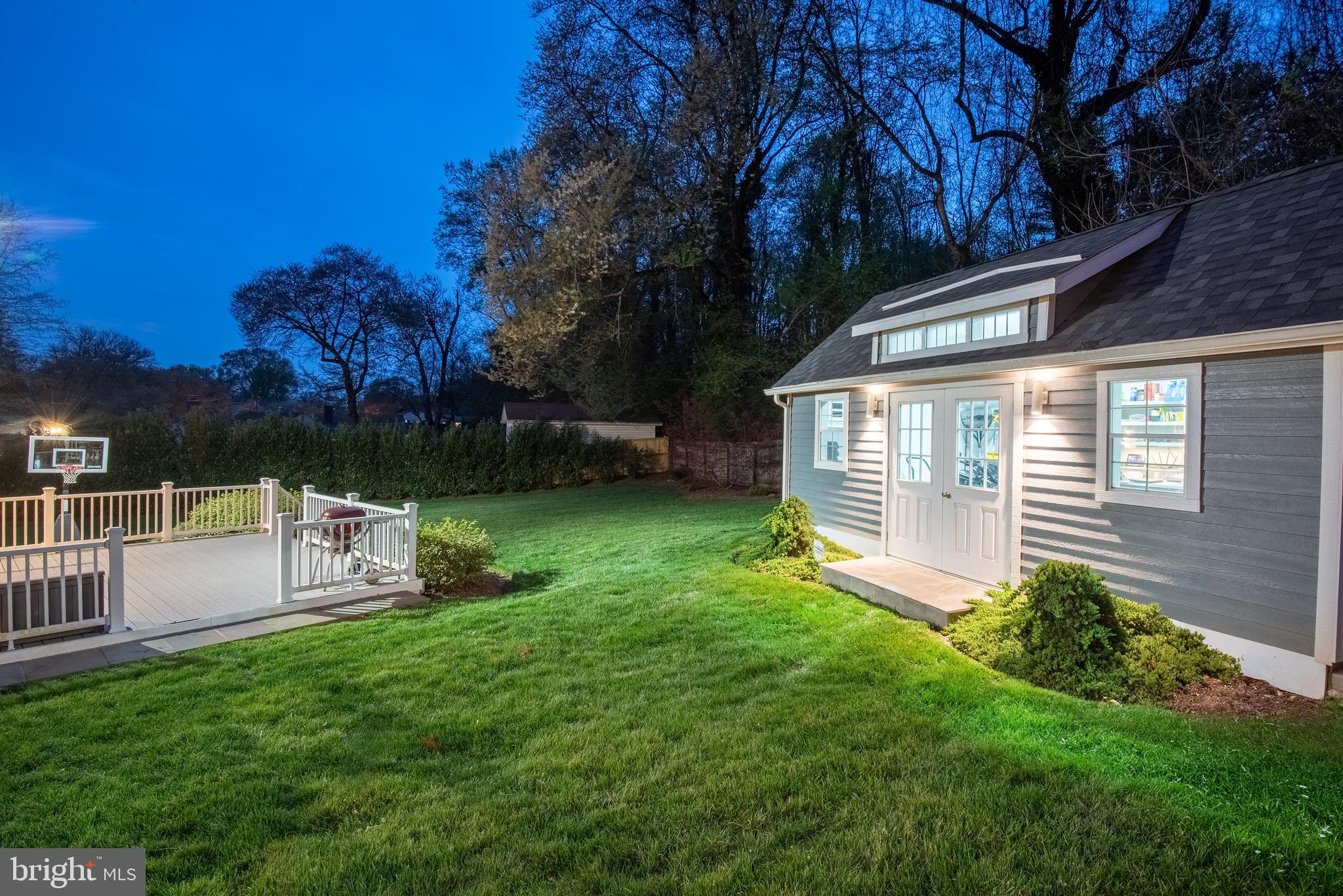 WHITE FLINT PARK - Residential