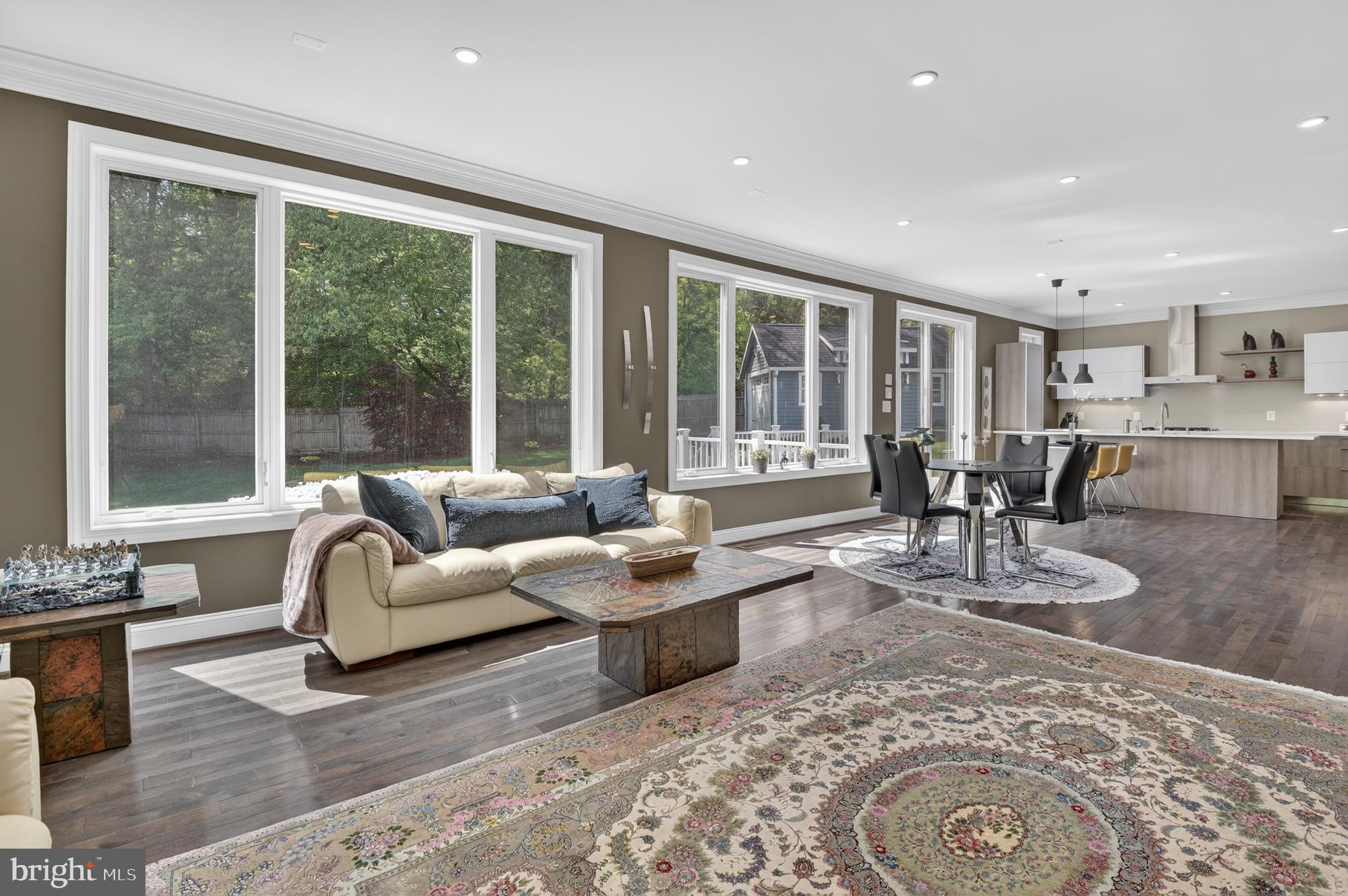 WHITE FLINT PARK - Residential