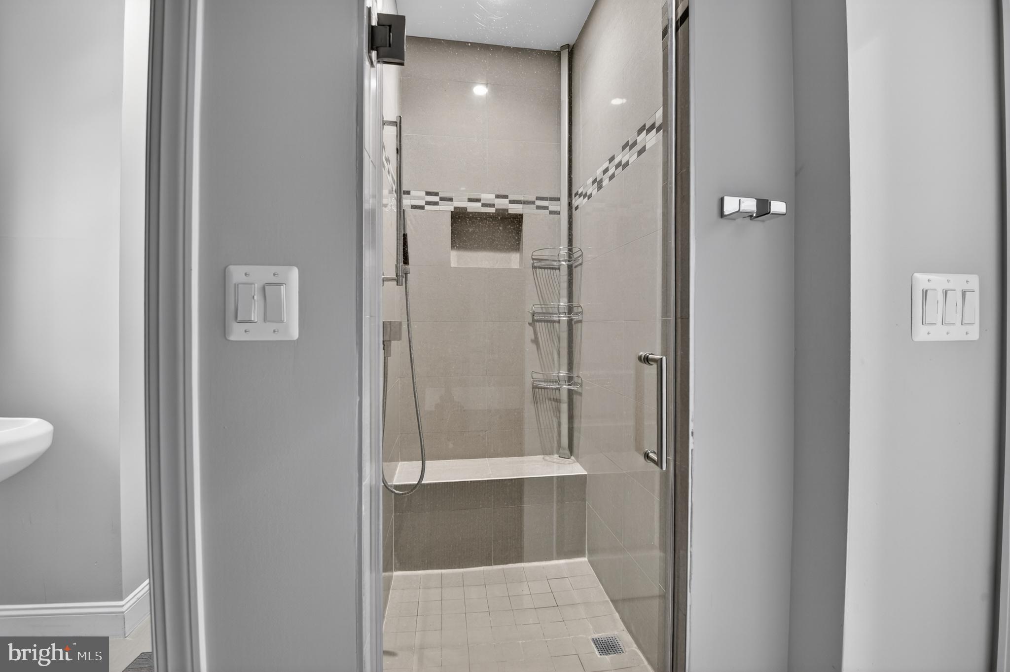 WHITE FLINT PARK - Residential