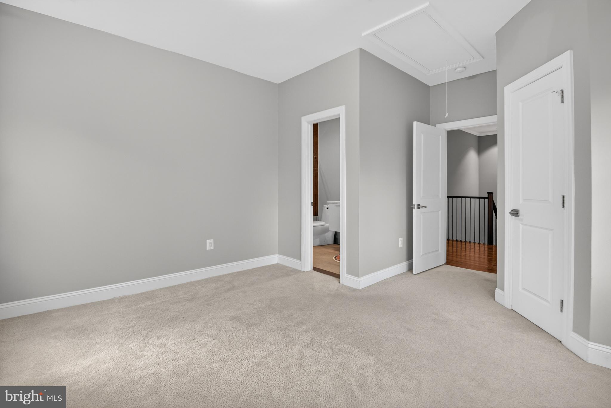 WHITE FLINT PARK - Residential