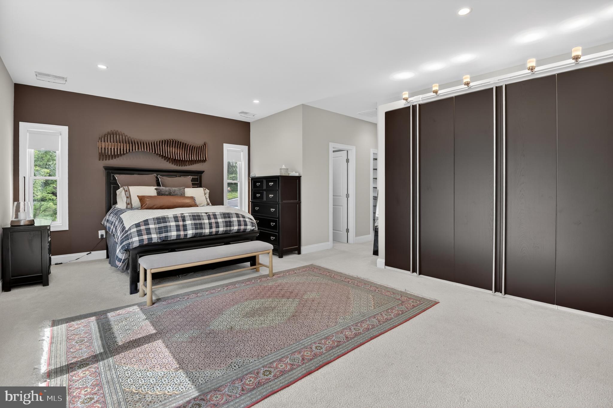 WHITE FLINT PARK - Residential