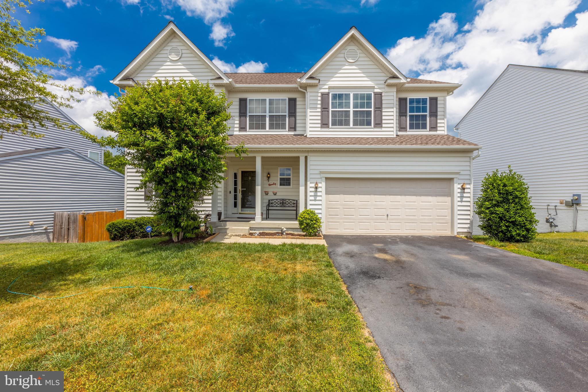 SEASONS LANDING - Residential