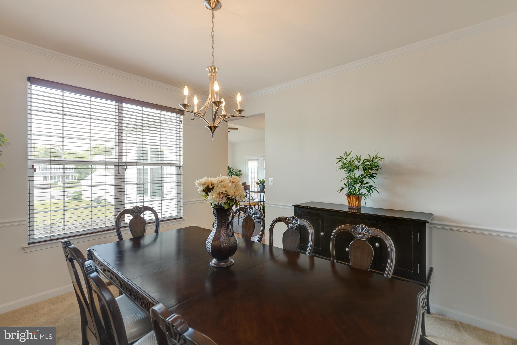 SEASONS LANDING - Residential