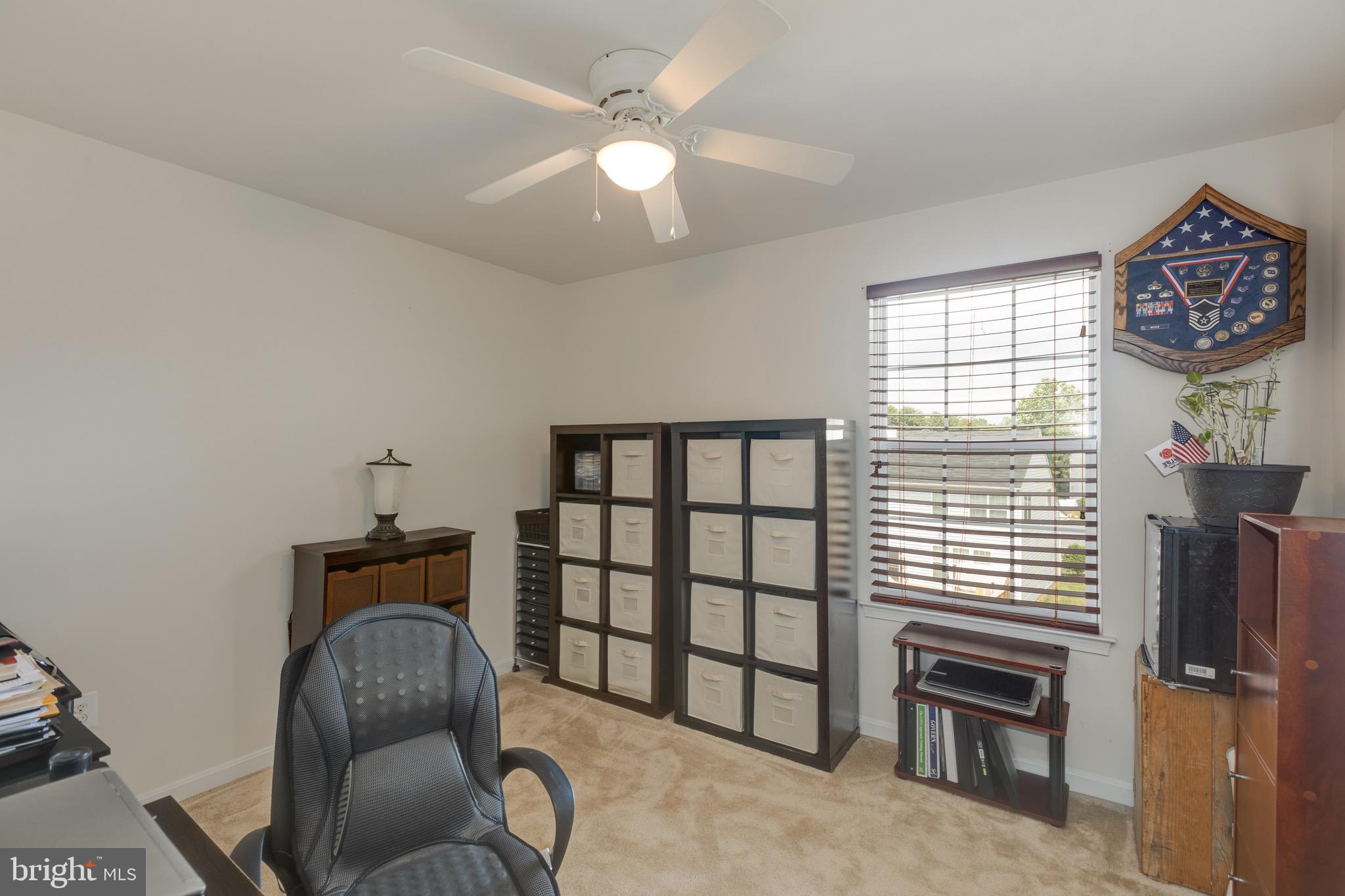 SEASONS LANDING - Residential