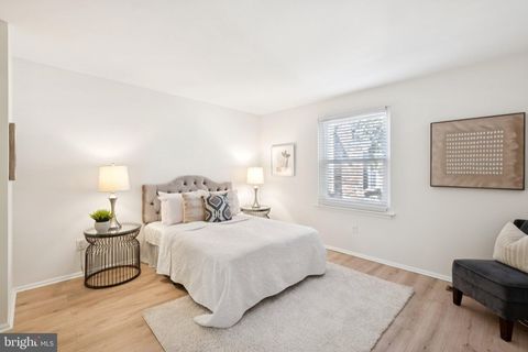 Tiny photo for 1723 Fitzwater Street #B, PHILADELPHIA, PA 19146 (MLS # PAPH2548122)