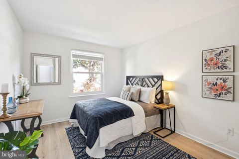 Tiny photo for 1723 Fitzwater Street #B, PHILADELPHIA, PA 19146 (MLS # PAPH2548122)