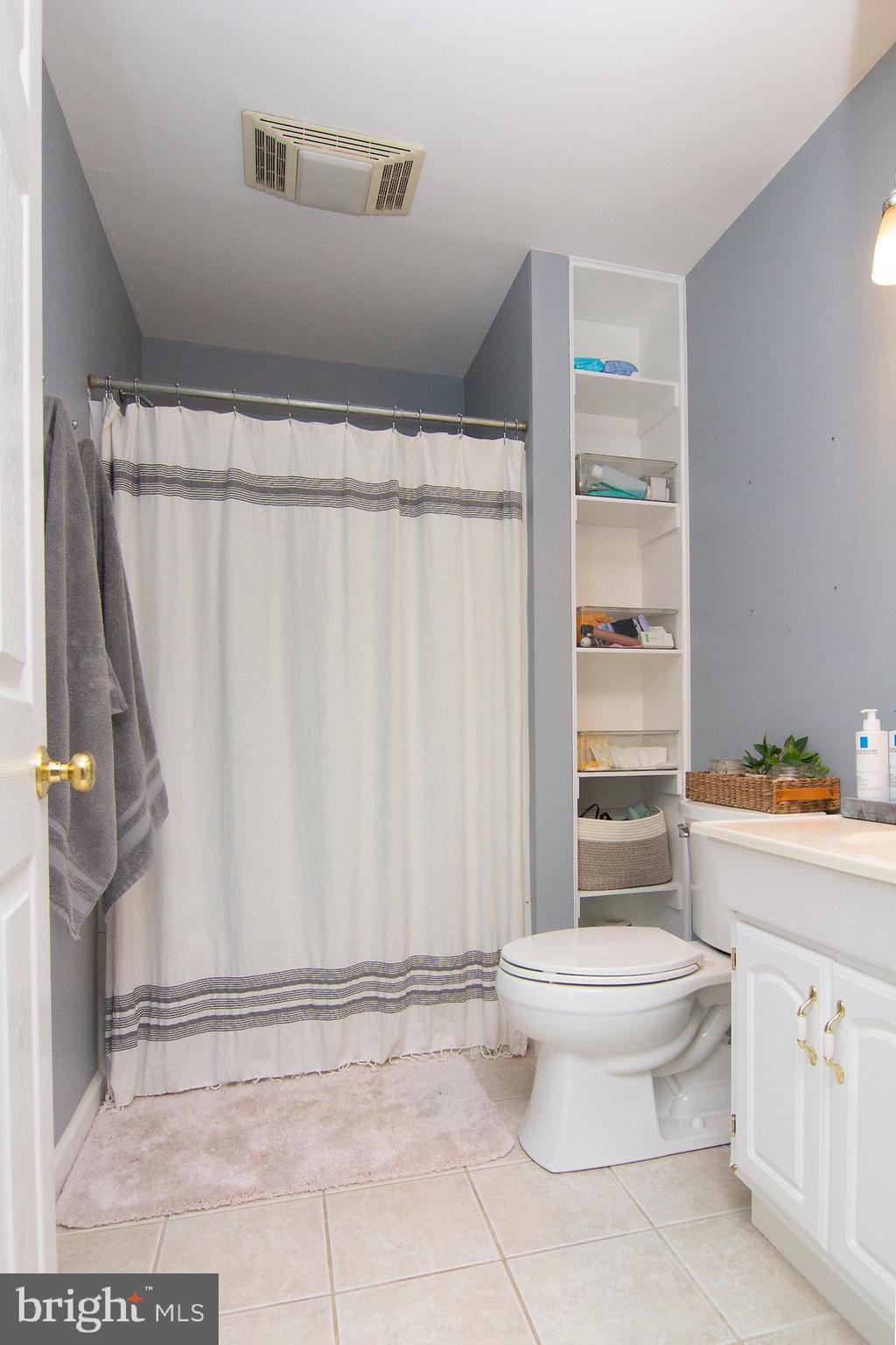 WALNUT RIDGE - Residential